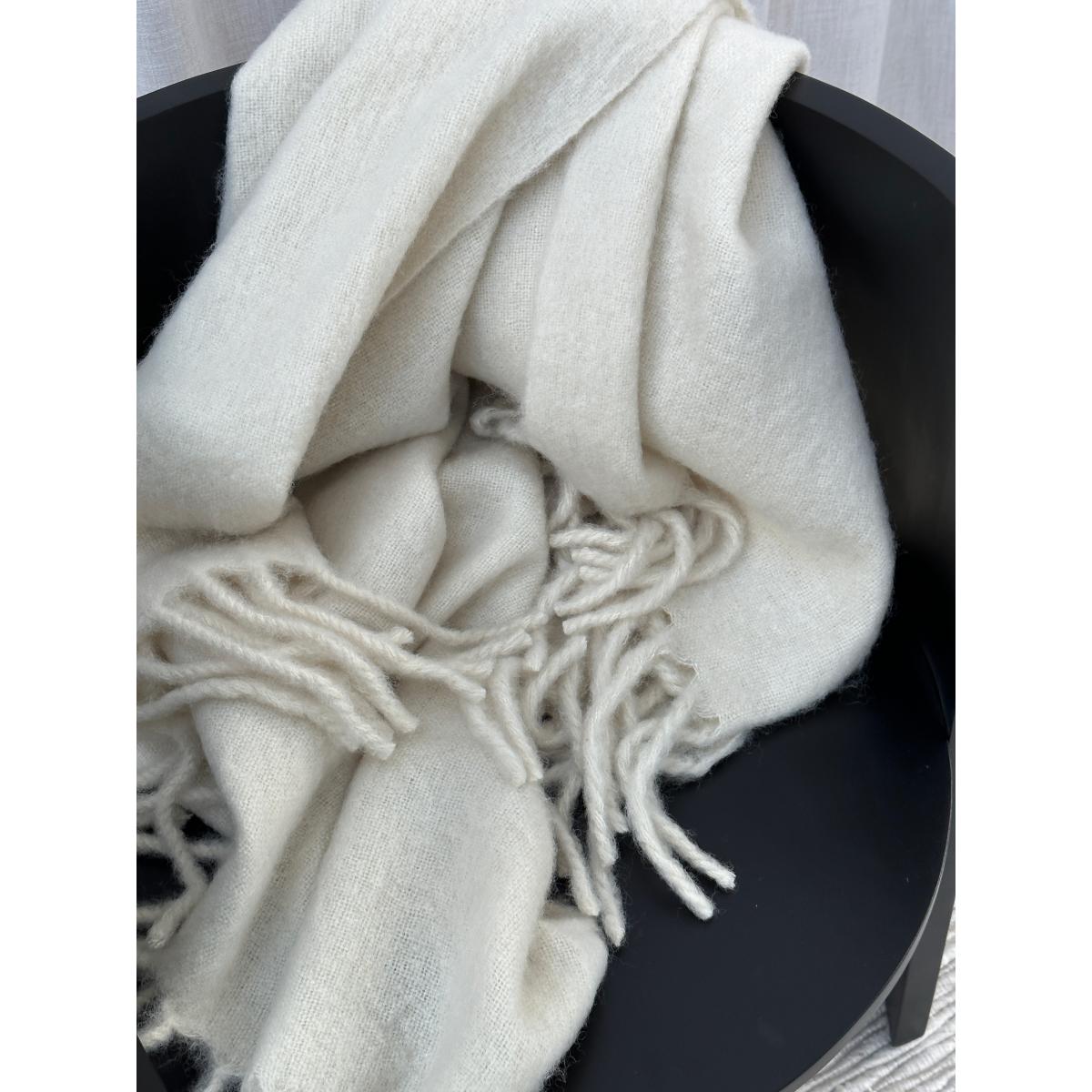 Tinted Jungberg wool throw 130x170 cm Offwhite – image 4