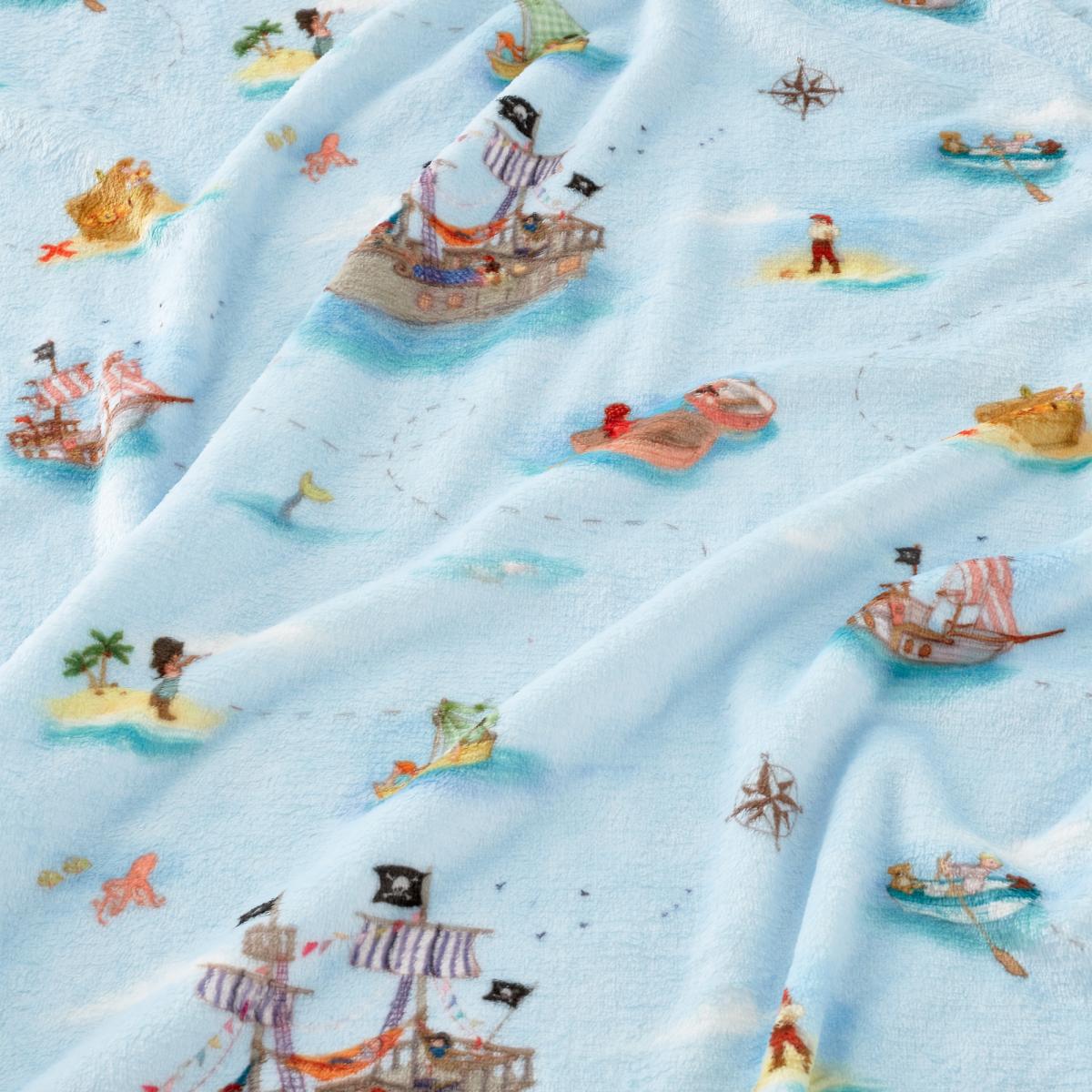 Belle and Boo Pirate Fleece Throw 150x200cm - Blue – image 2