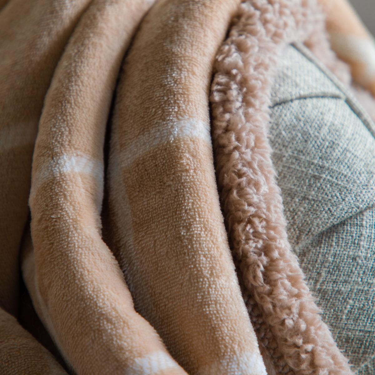 Window Payne Luxurious Sherpa Throw 152x177cm - Natural – image 5