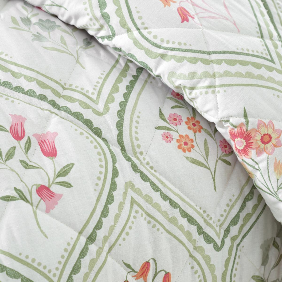 Catherine Lansfield Cameo Floral Bedspread 220x230cm In Green – image 3