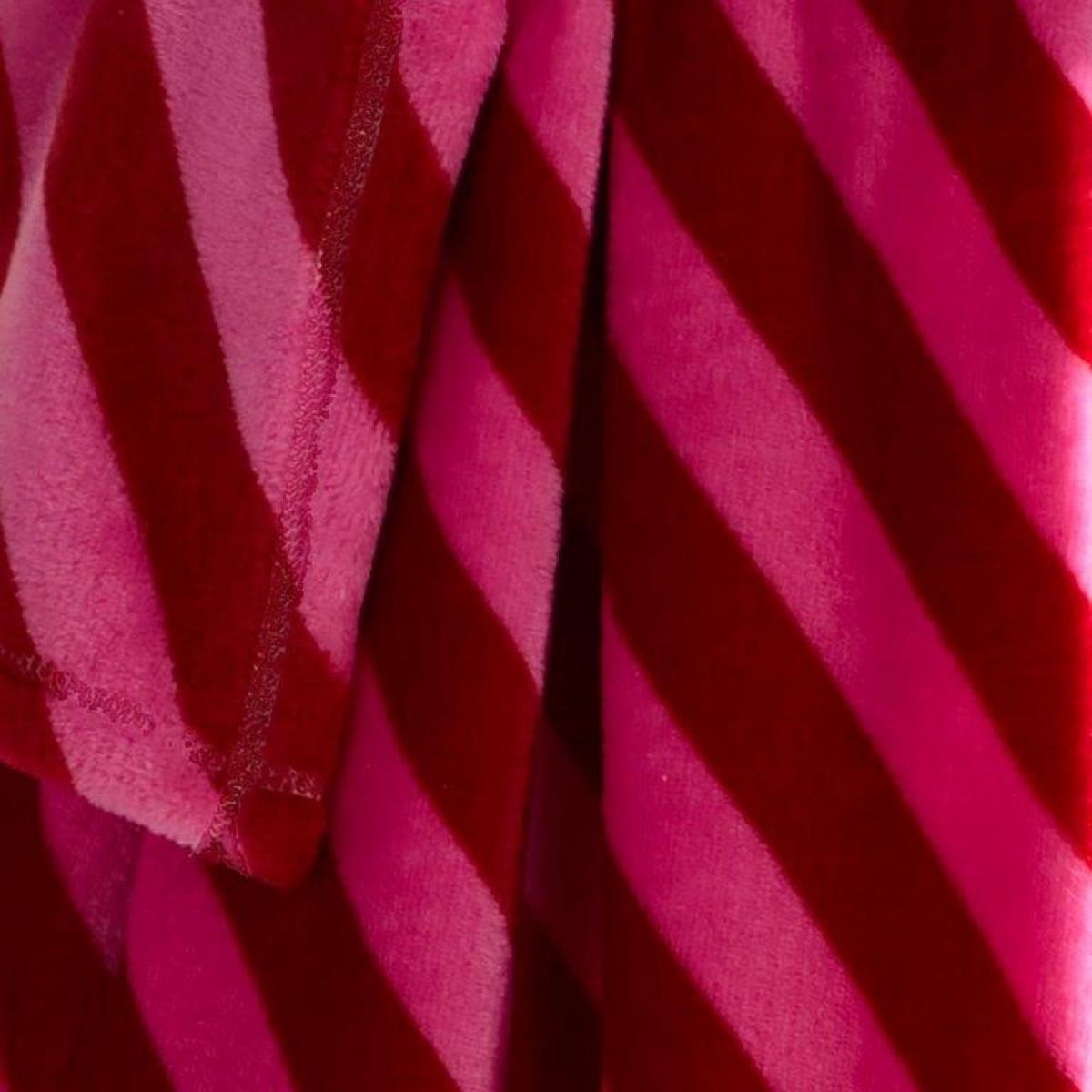 Fusion Festive Candy Stripe Fleece Throw - Pink – image 2