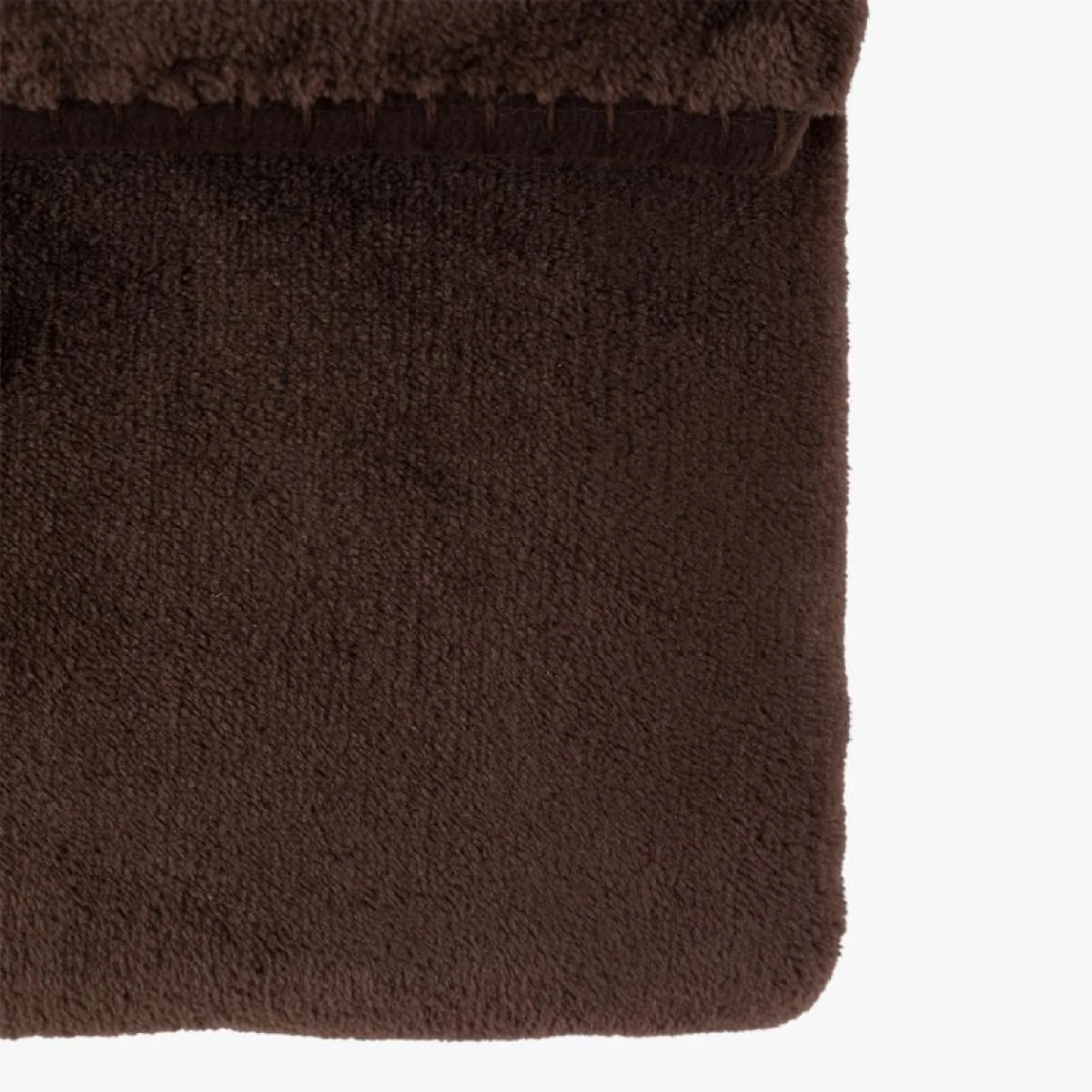 Mellow Fleece Throw in Chocolate – image 3