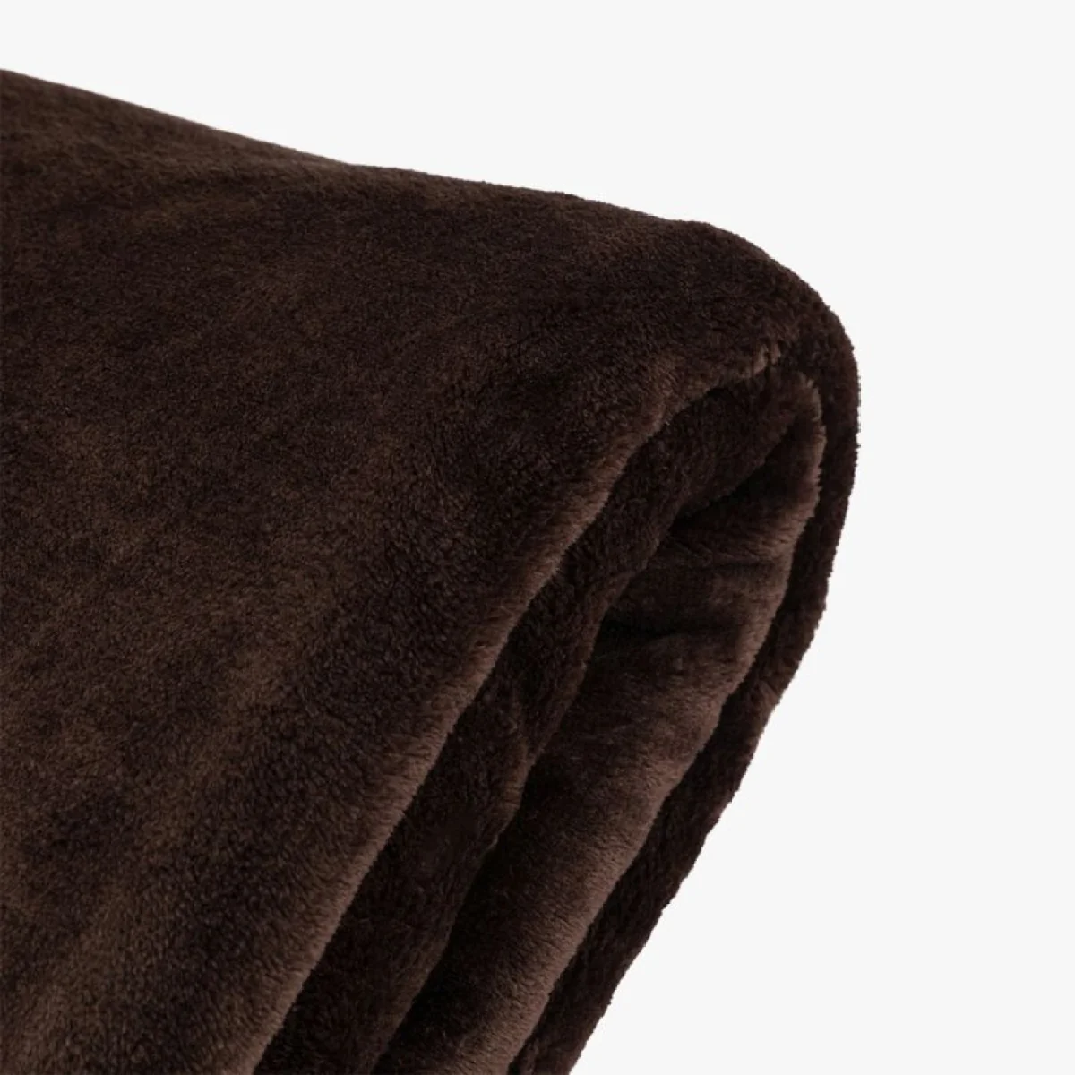 Mellow Fleece Throw in Chocolate – image 4