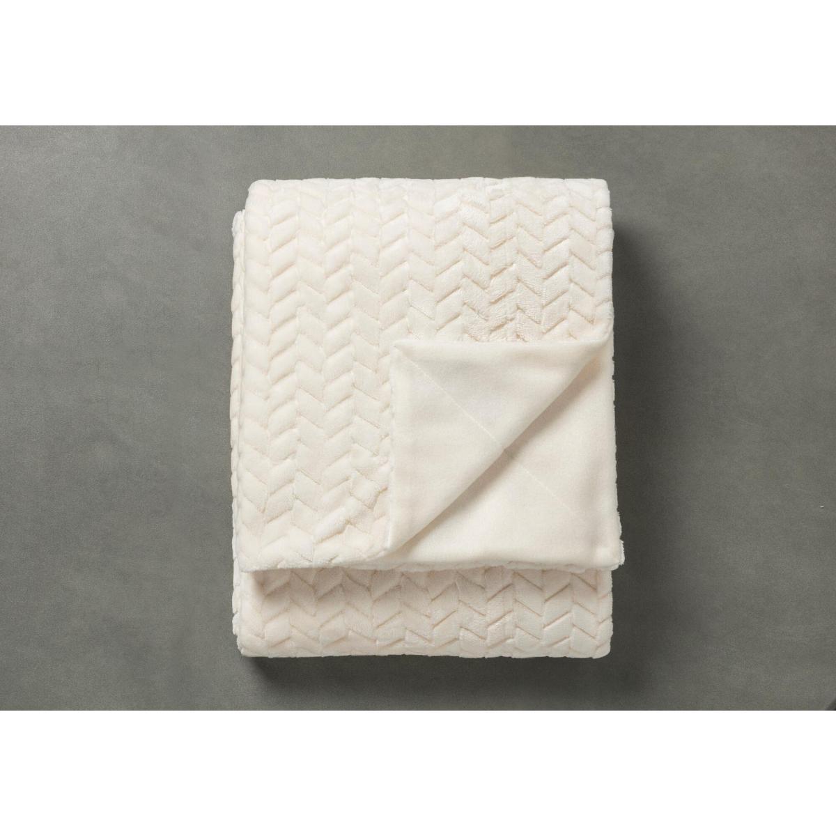 Eros Chevron Throw in Cream – image 3