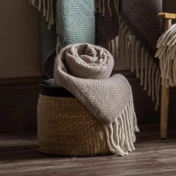 WOOL THROW TAUPE – image 1