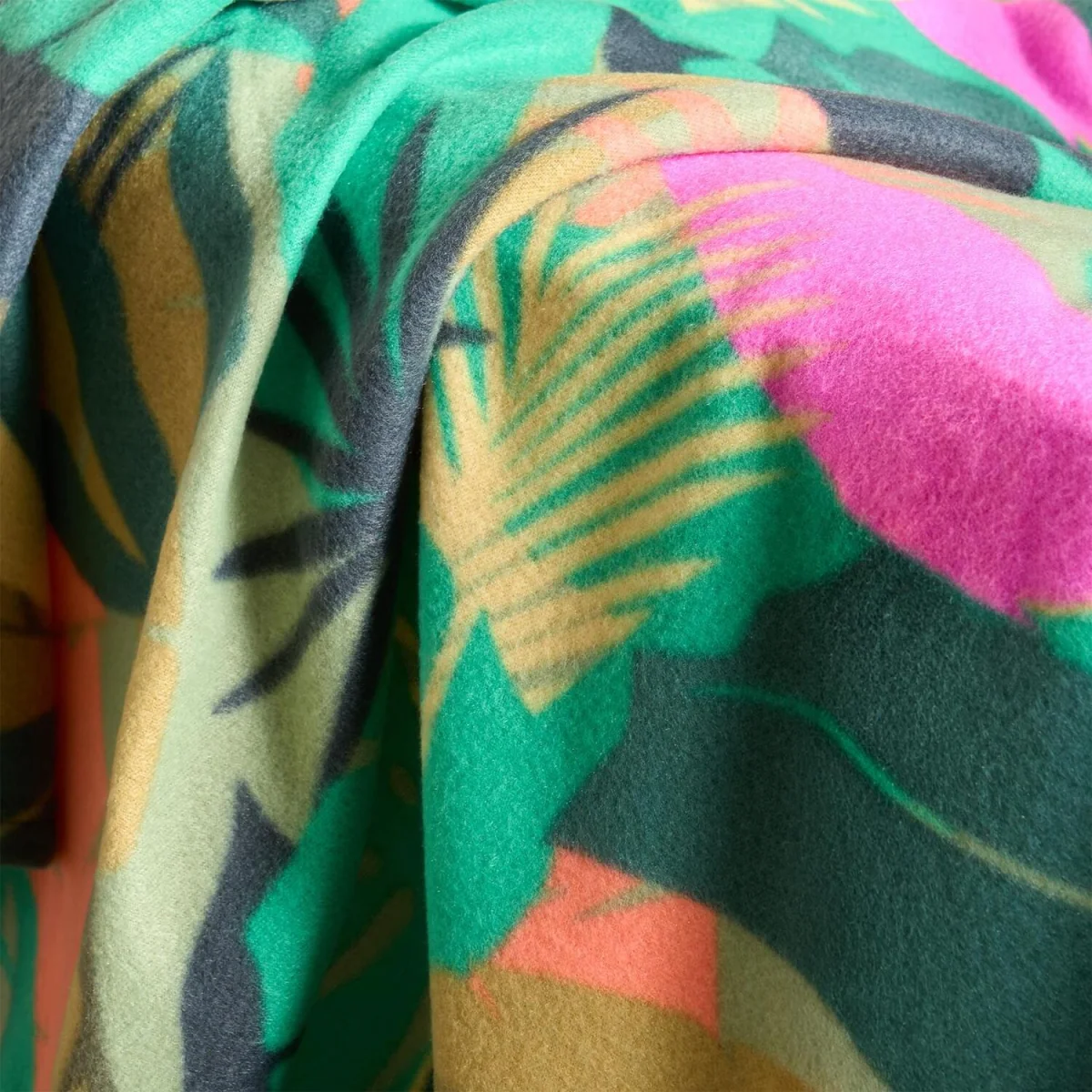 OHS Palm Print Fleece Throw - Green – image 4