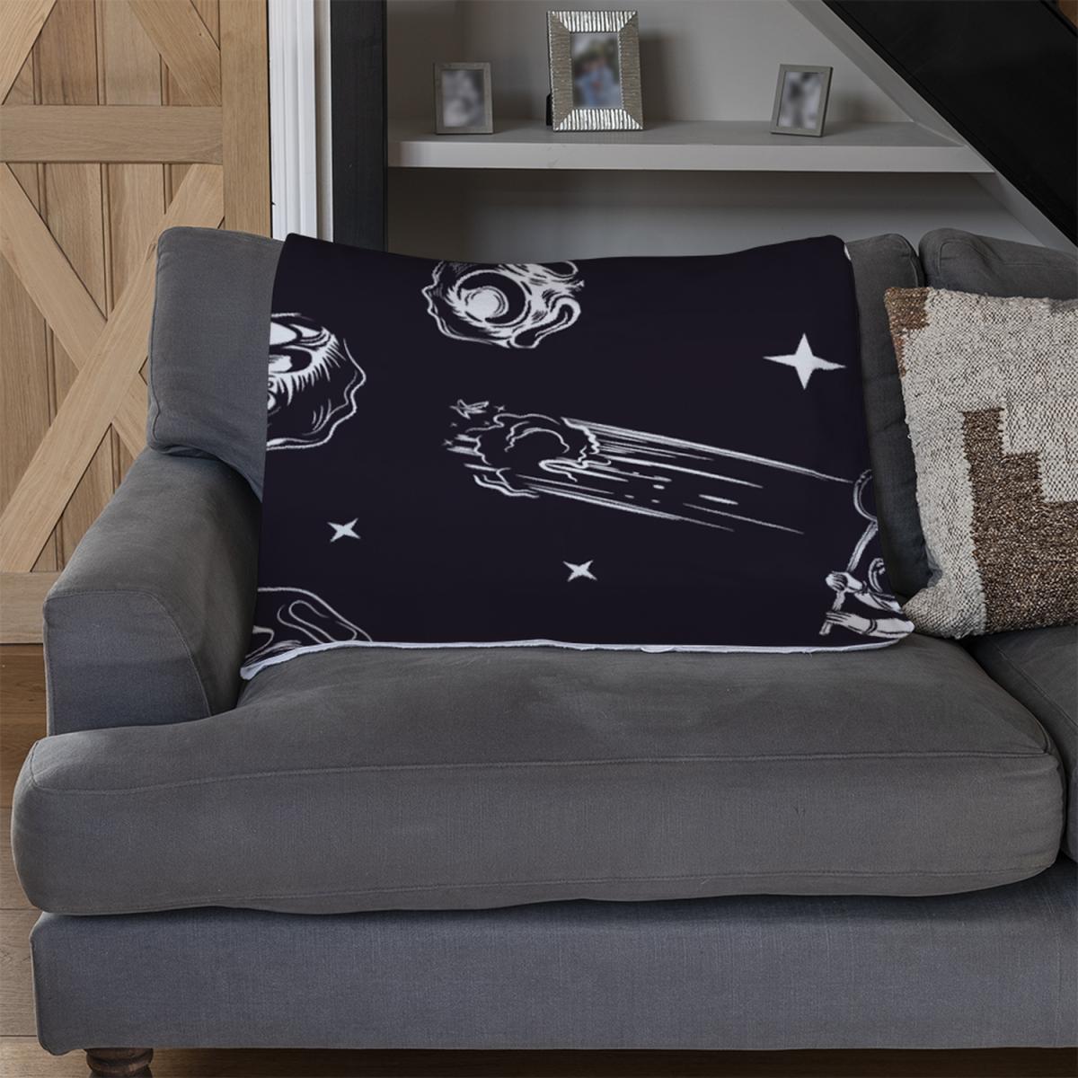 Astronaut Catches A Comet Blanket - Black – image 3