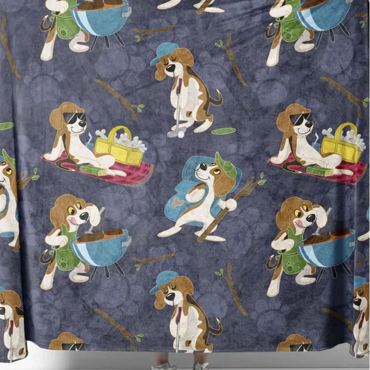 Warm Quilted Fleece Pet Blanket for Winter with Cats & Dogs - Brown – image 13