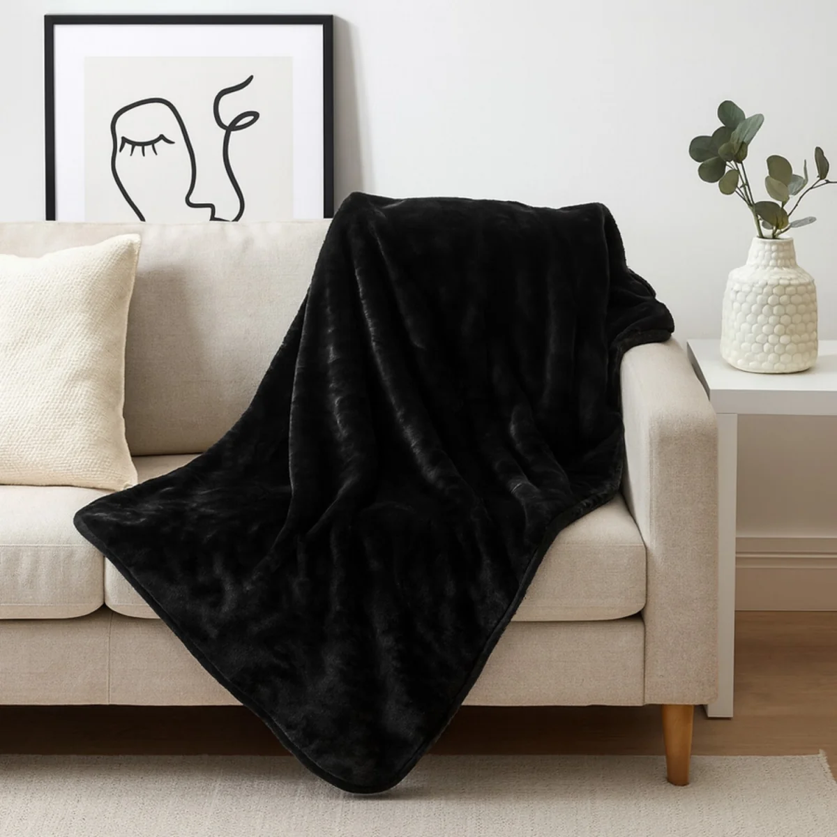 Faux Mink Soft Touch Cosy Throw - Black