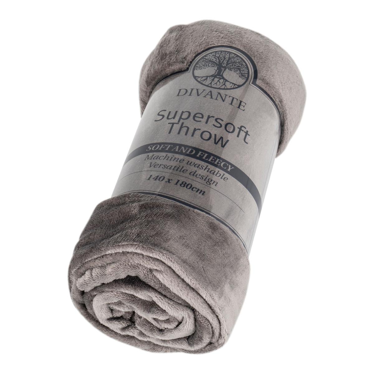 Supersoft Throw - Red / Large – image 7