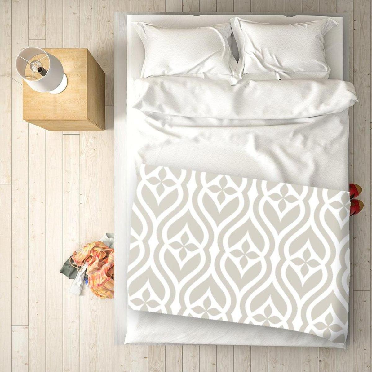 Abstract Ornament Pattern Blanket - Grey – image 1