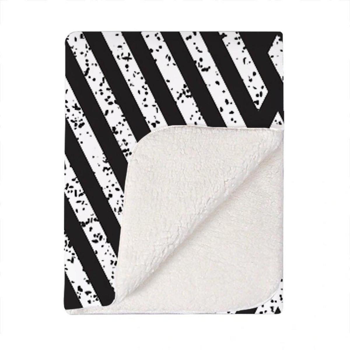 Oblique Black Grunge Pattern Blanket - Grey – image 2