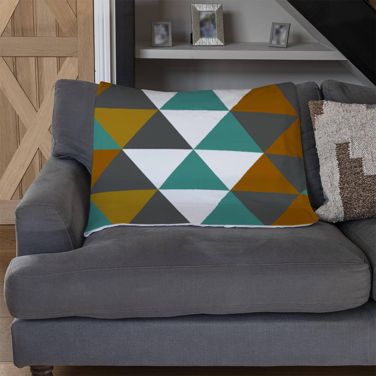 Autumn Geometric Triangles Blanket - Green – image 3