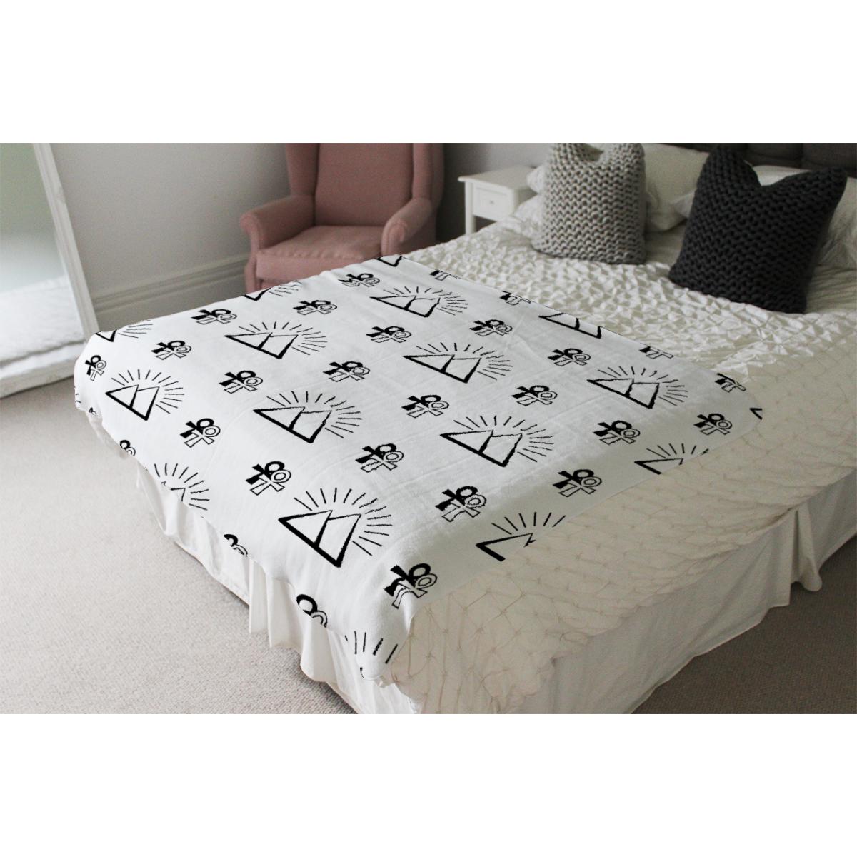 Egyptian Pyramid And Ankh Blanket - White – image 3