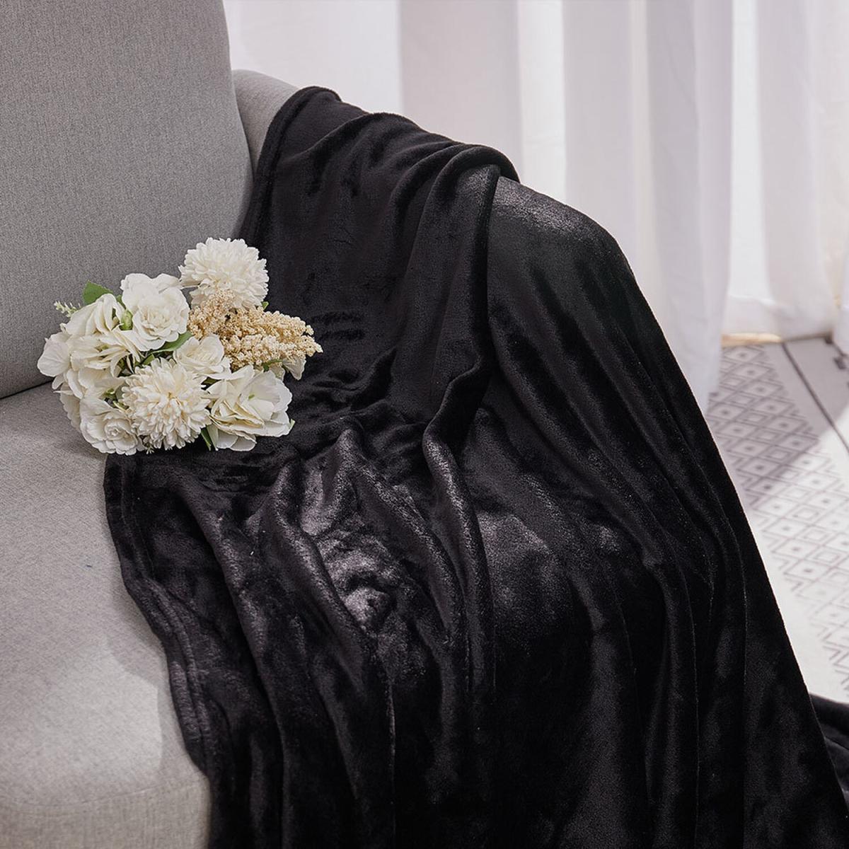 Shaggy Flannel Blankets - Black / 200cm – image 4