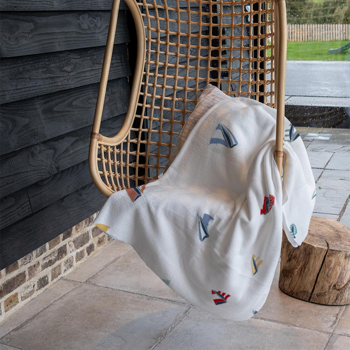 Striped Sailboats Blanket - White – image 2