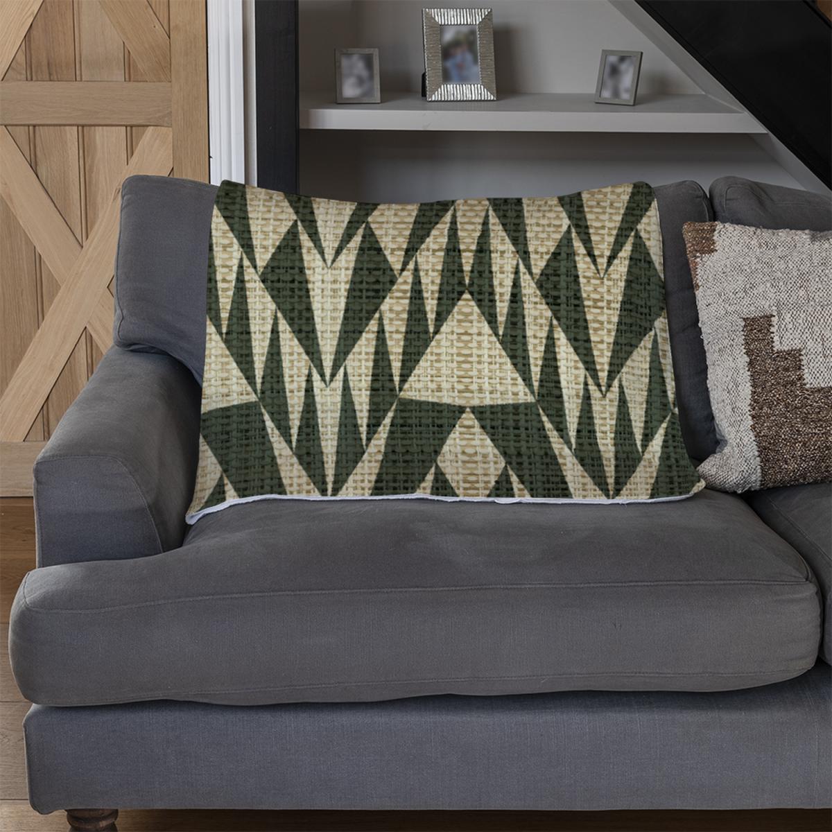 Geo Pattern Blanket - Green – image 3