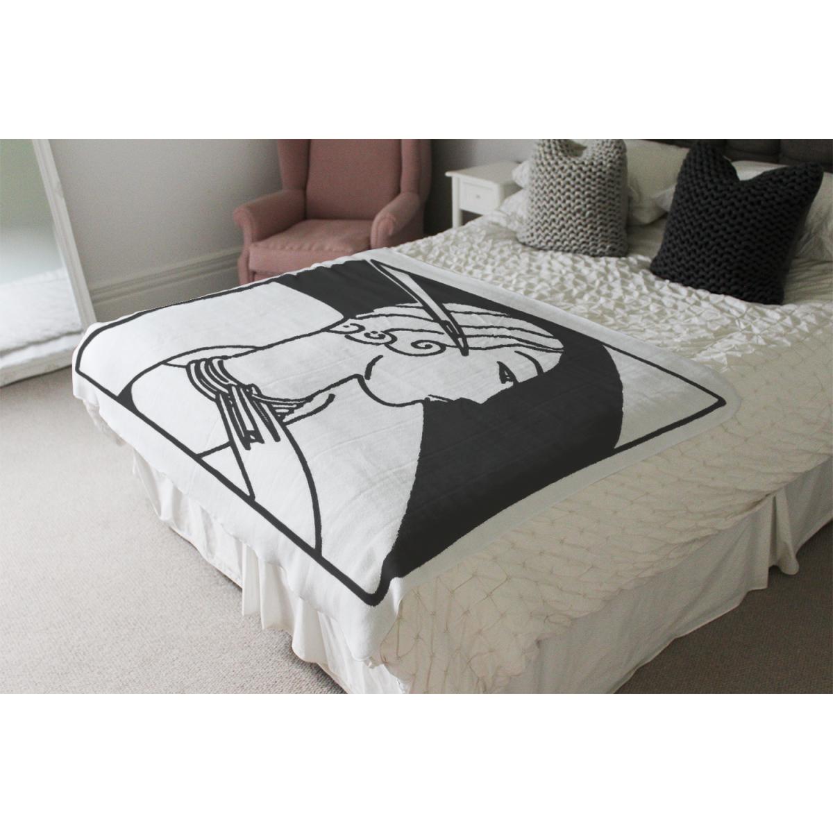 Art Deco Woman Blanket - Black – image 4