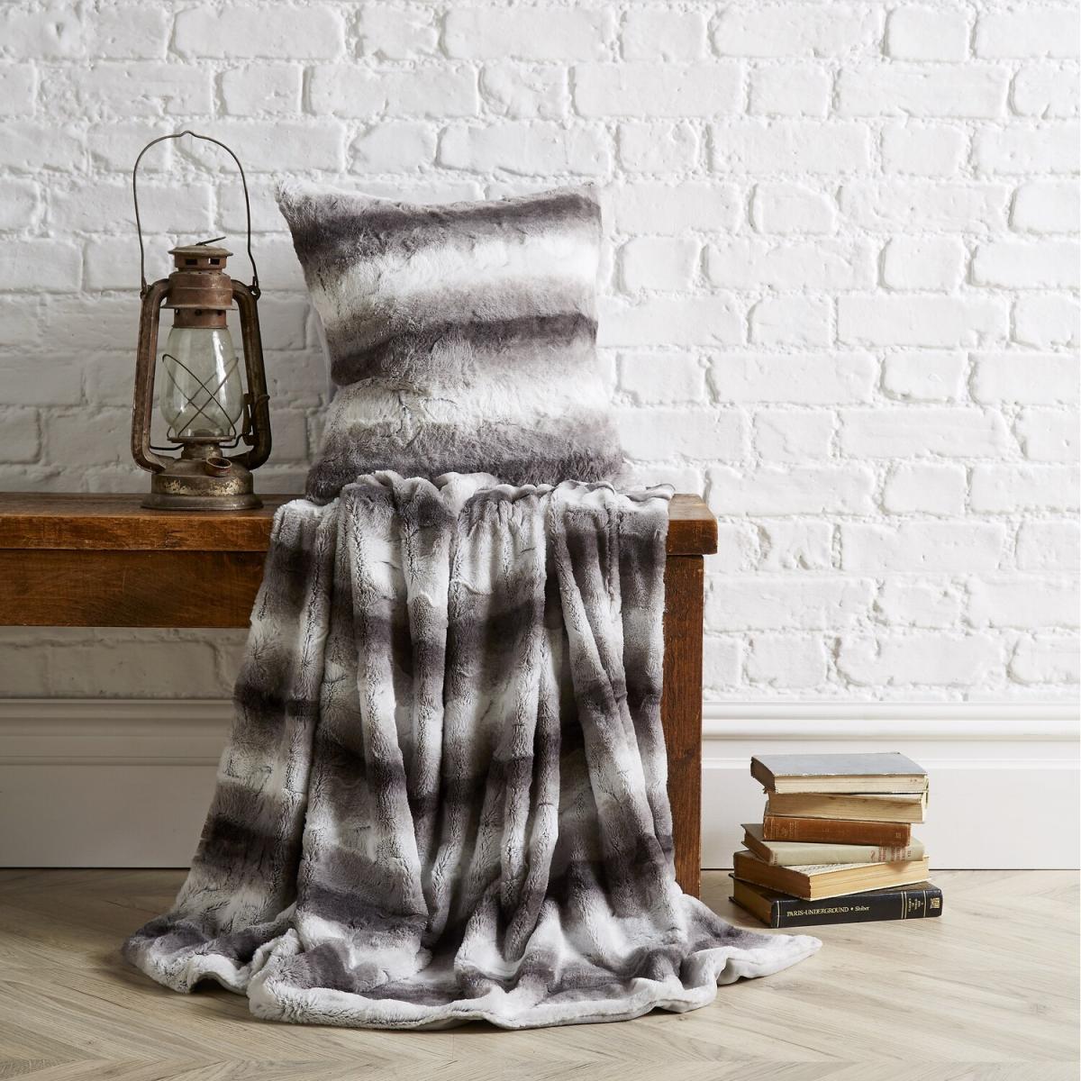 Bellissimo Luxury Faux Fur Throw - Silver Grey / 130 x 180cm – image 1
