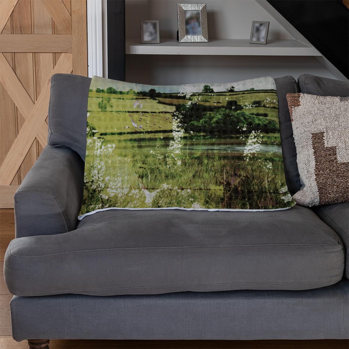 Classic Lake View Blanket - Green – image 3