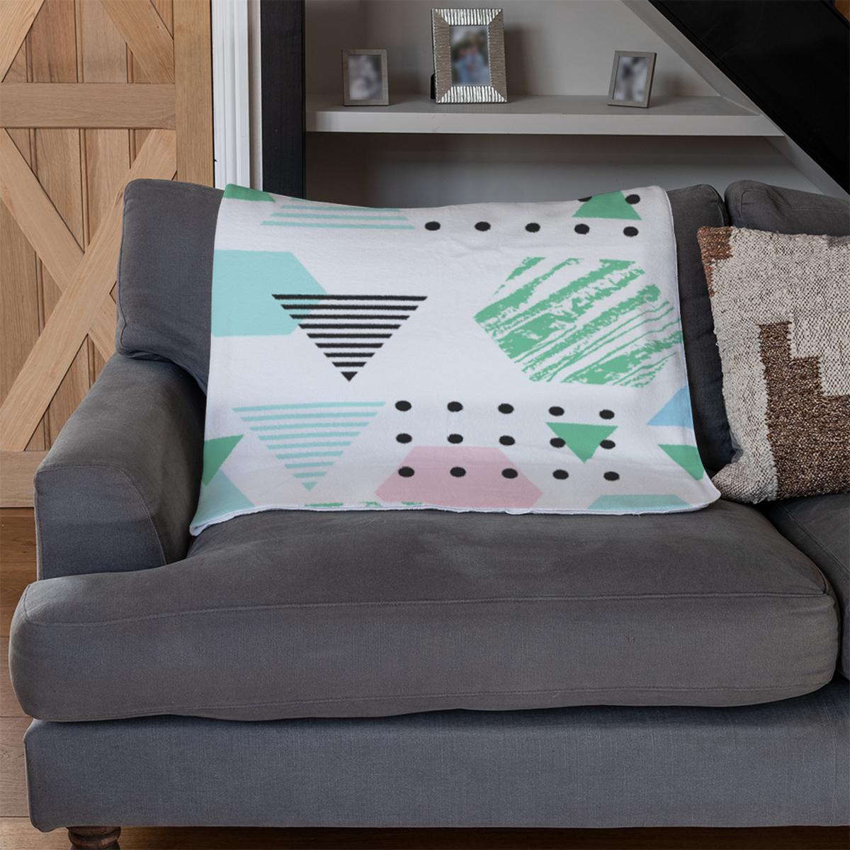 Geometric Shapes Blanket - Blue – image 3