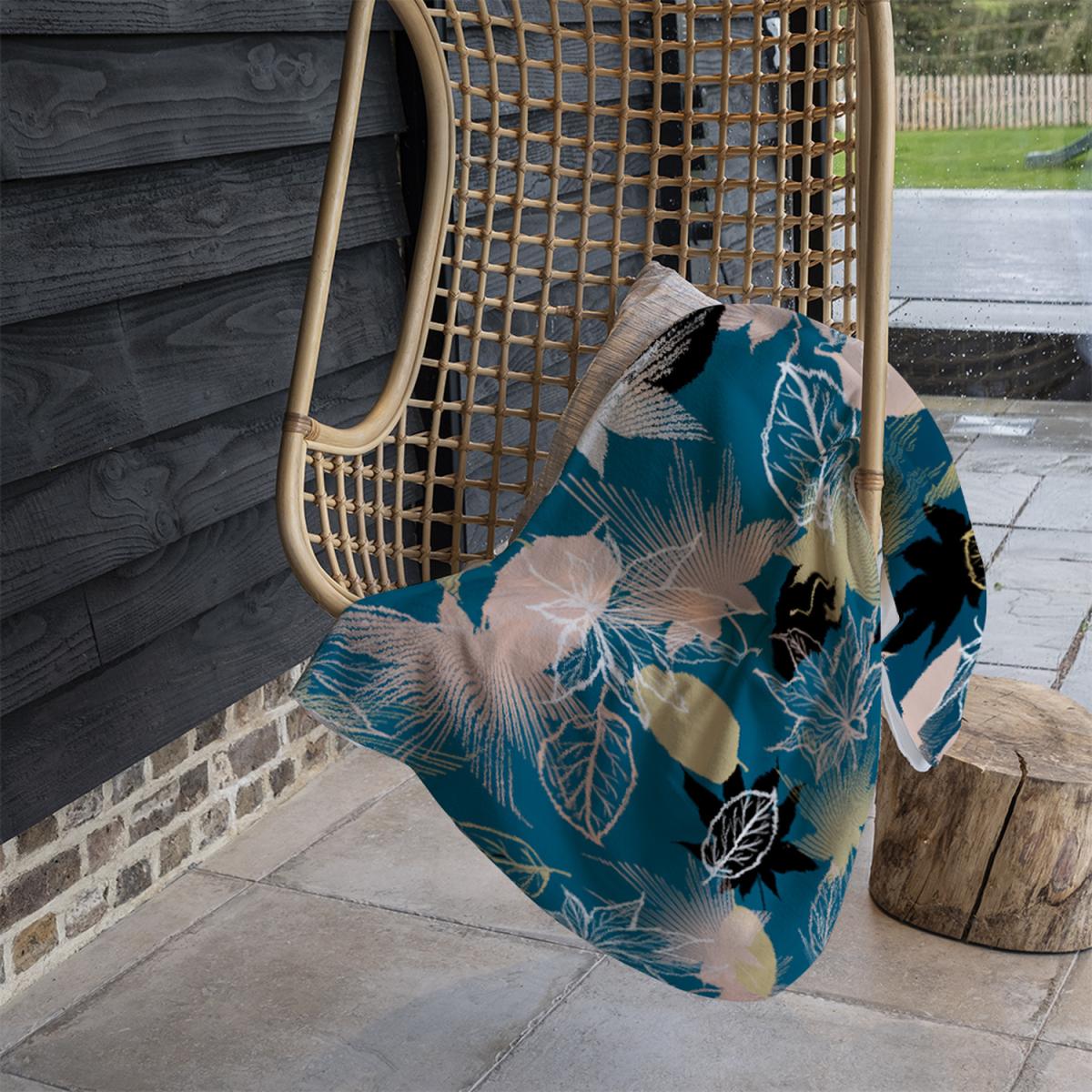 Maple Leaves Blanket - Blue – image 1