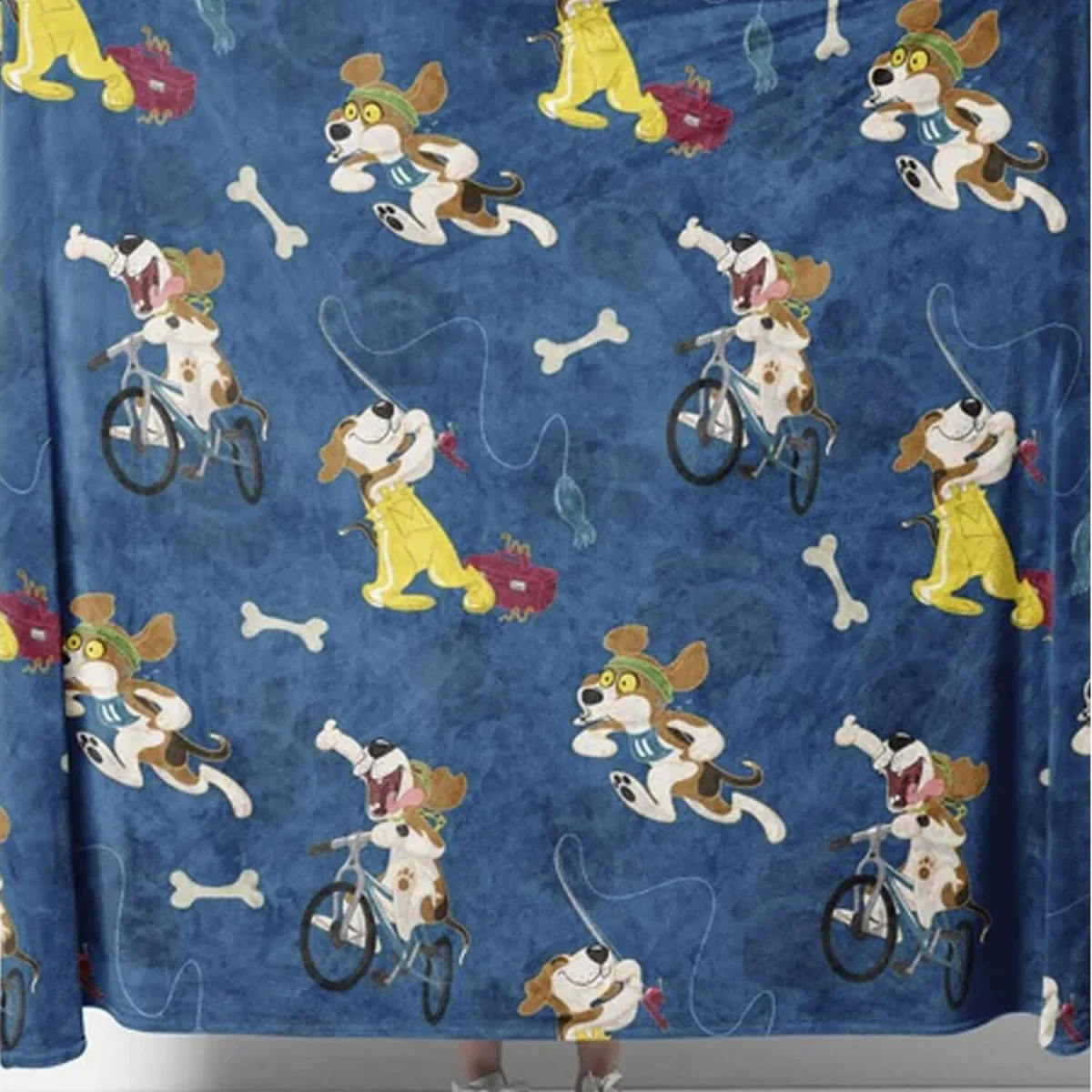 Warm Quilted Fleece Pet Blanket for Winter with Cats & Dogs - Pink – image 15