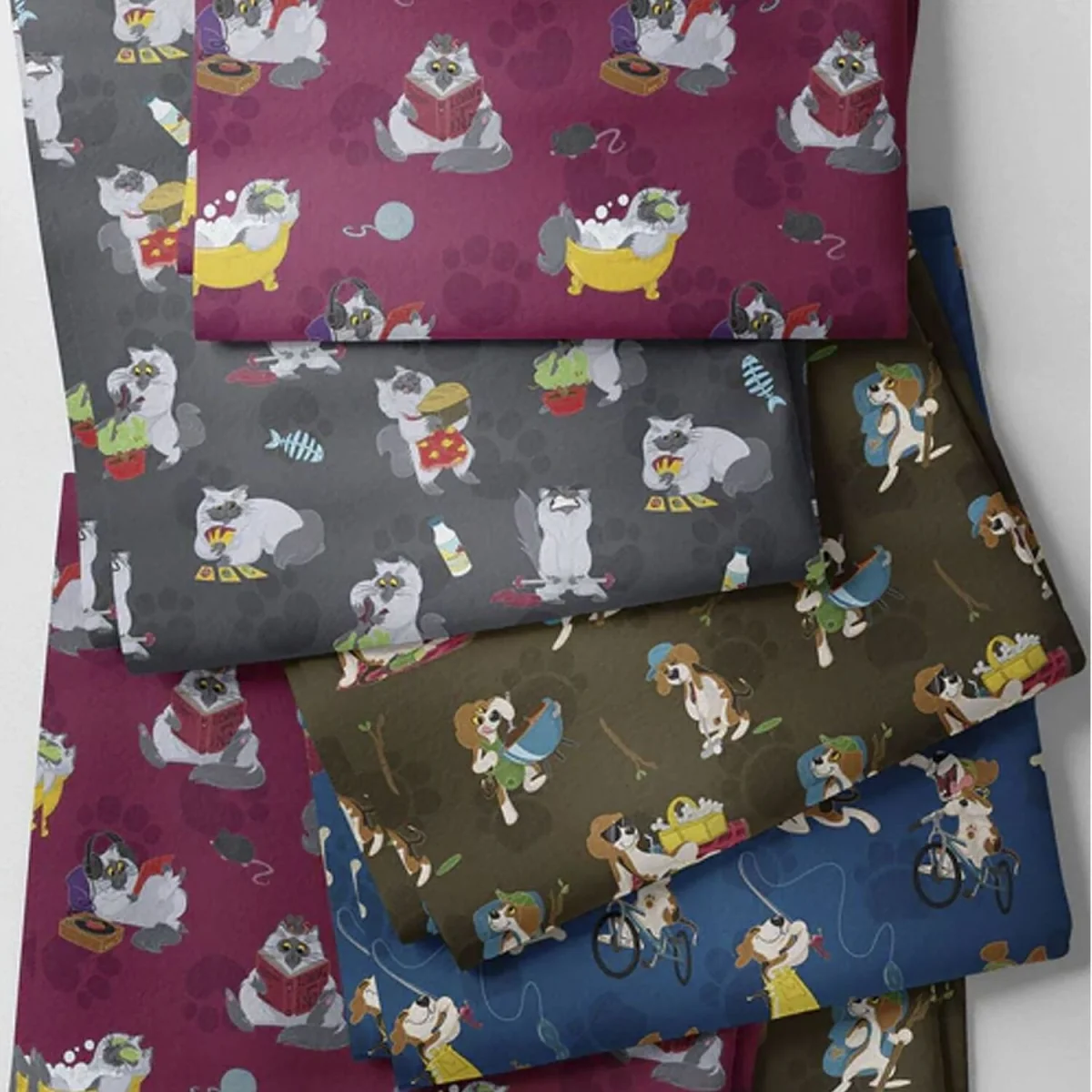 Warm Quilted Fleece Pet Blanket for Winter with Cats & Dogs - Pink – image 10