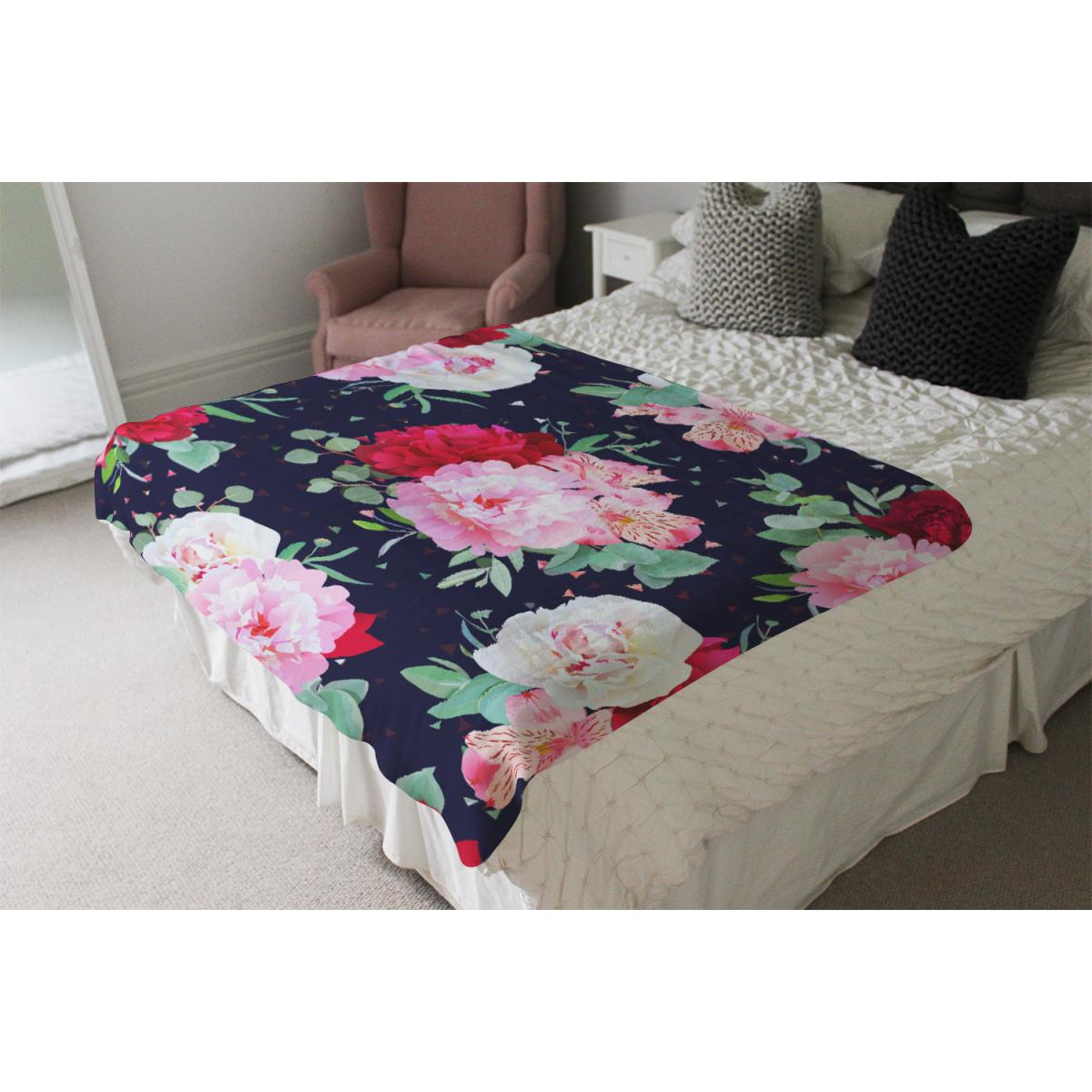 Roses On Navy Blanket - Pink – image 4