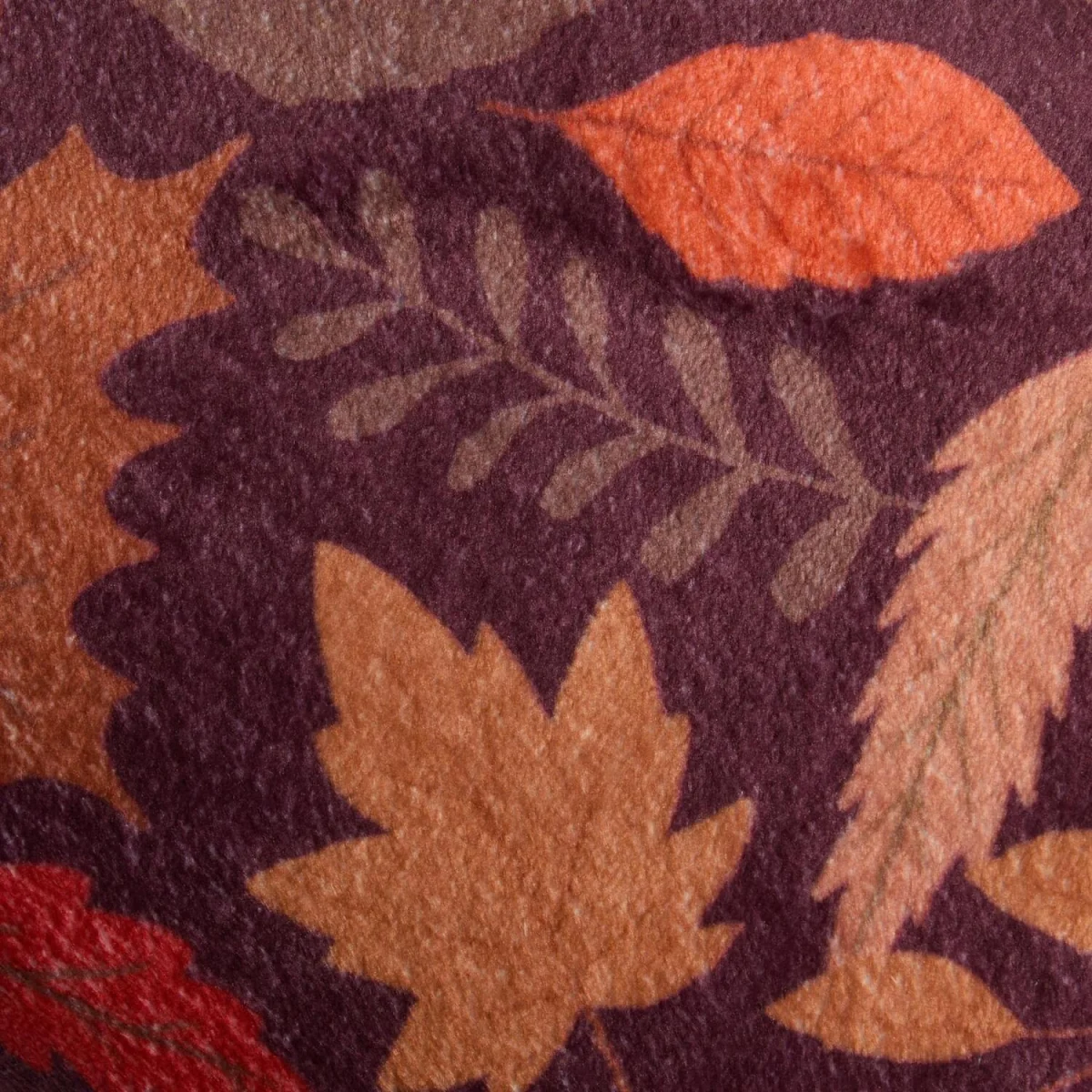 OHS Ultra Soft Autumn Print Throw - Burgundy – image 5