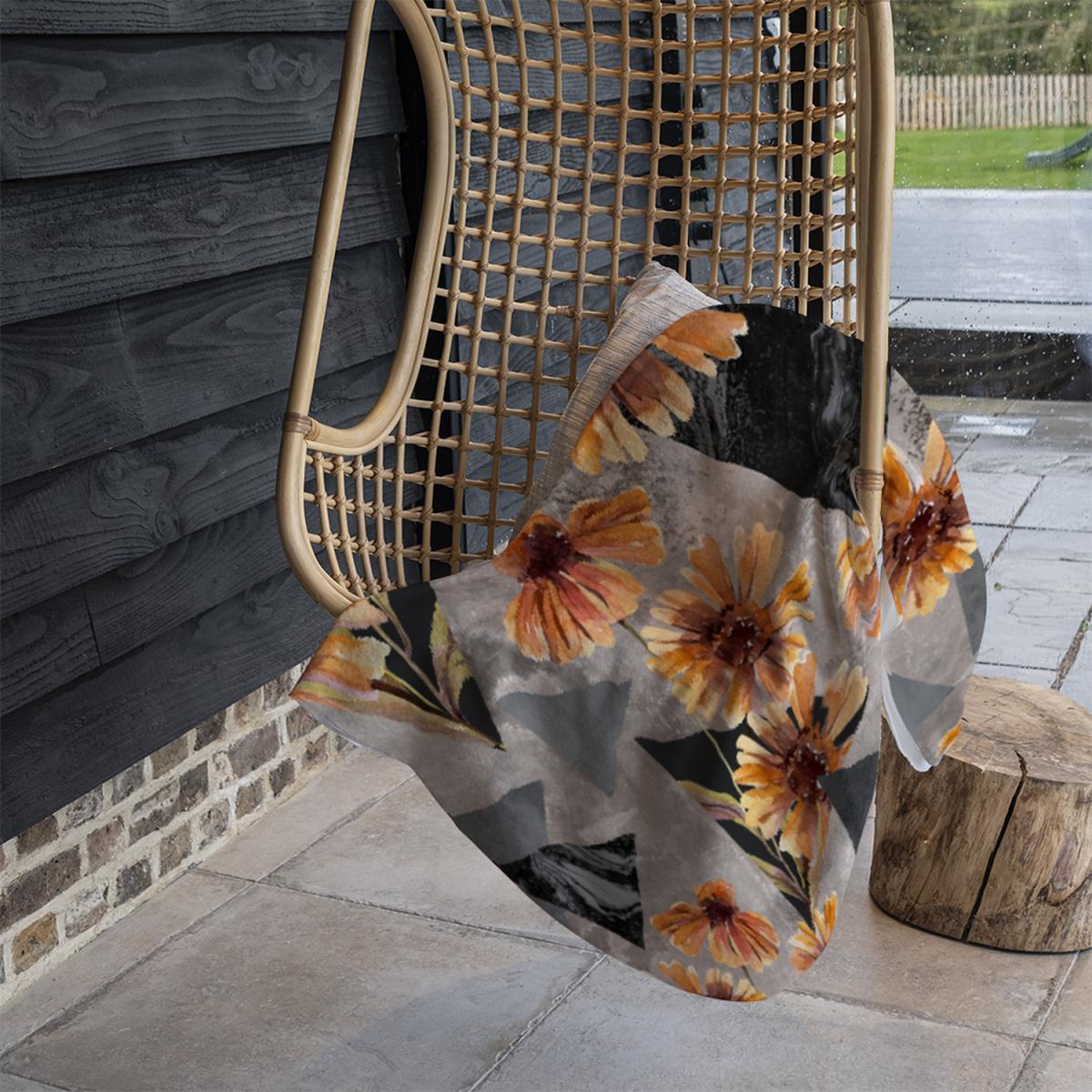 Geometric Floral Shapes Blanket - Orange – image 1