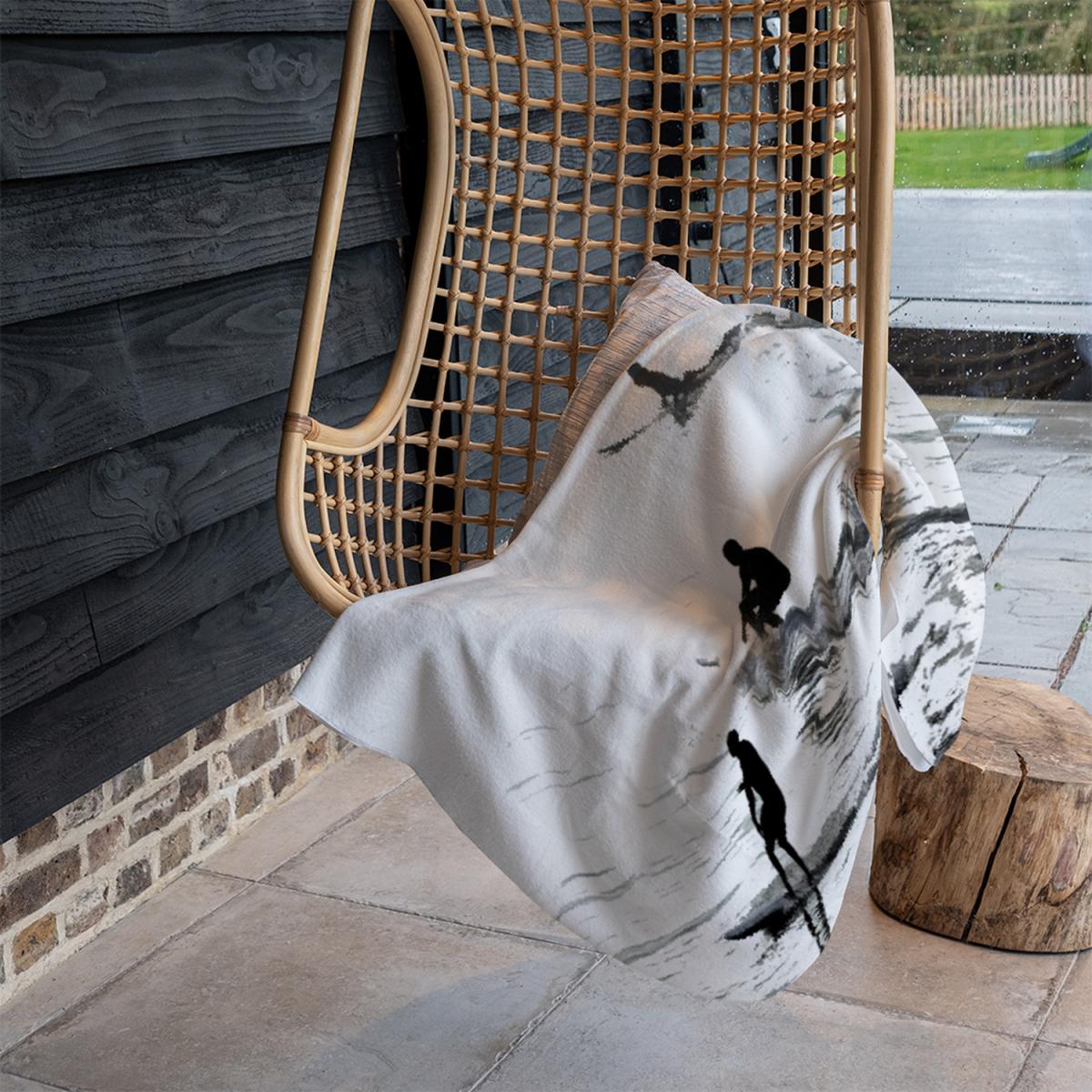 Surfers Blanket - Black – image 5