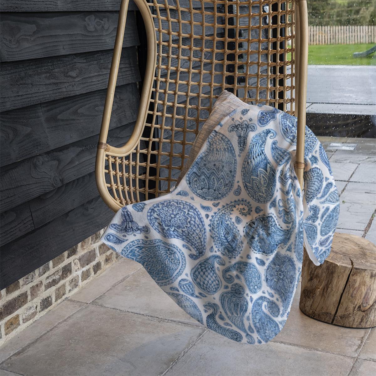 Blue And White Bo Ho World Blanket - Blue – image 5
