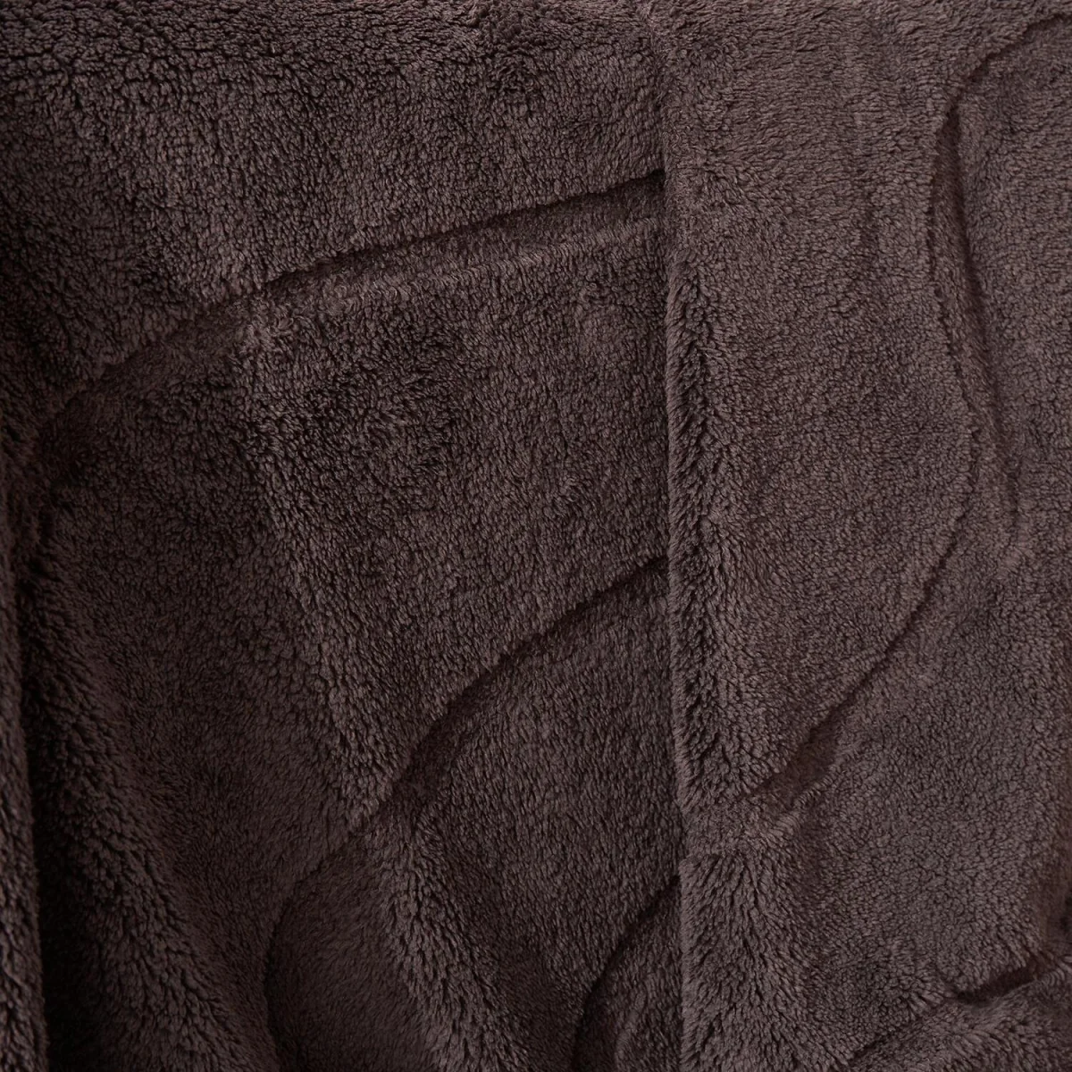OHS Tufted Contour Teddy Throw - Brown / 180cm – image 2