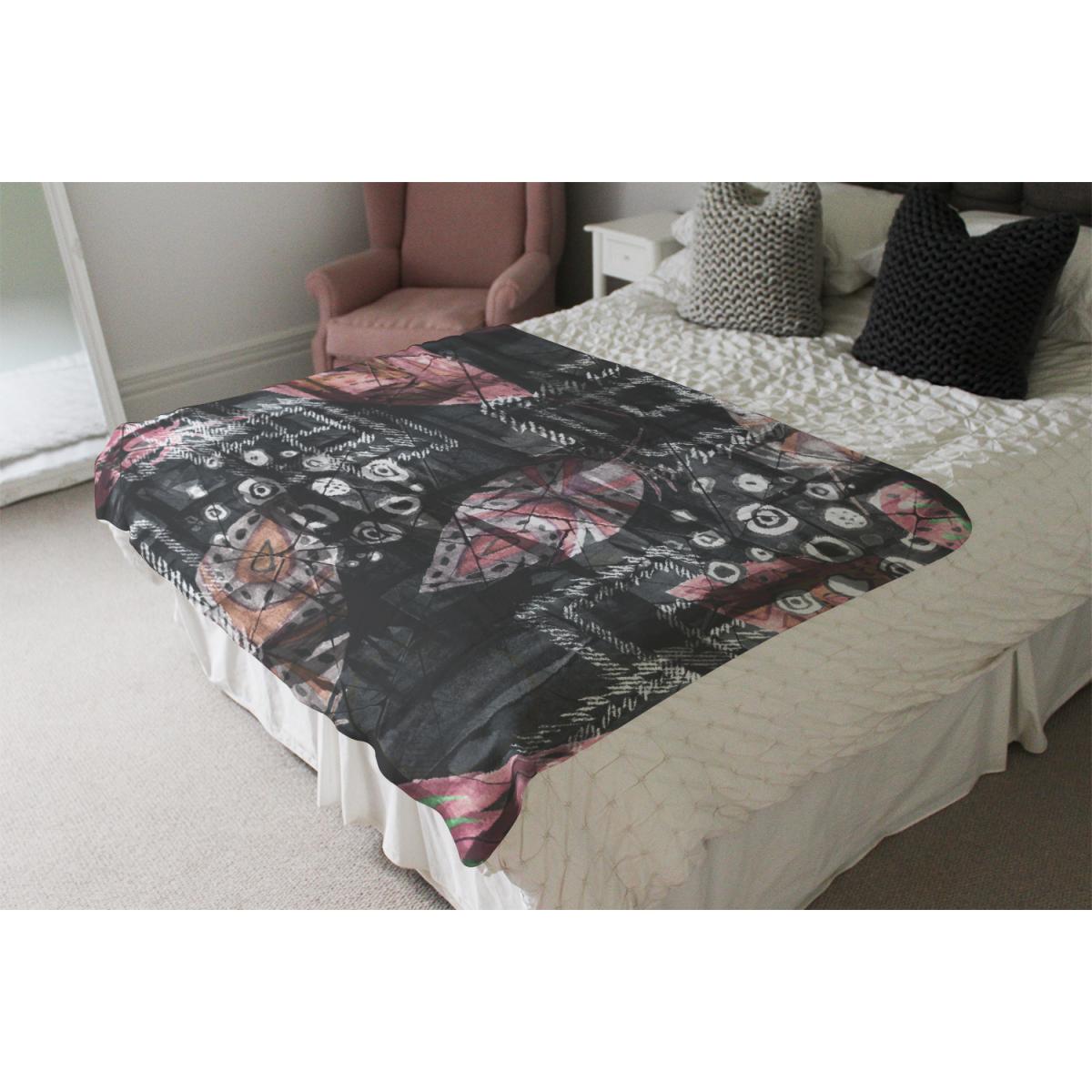 Boho Pattern With Feathers Blanket - Black – image 4