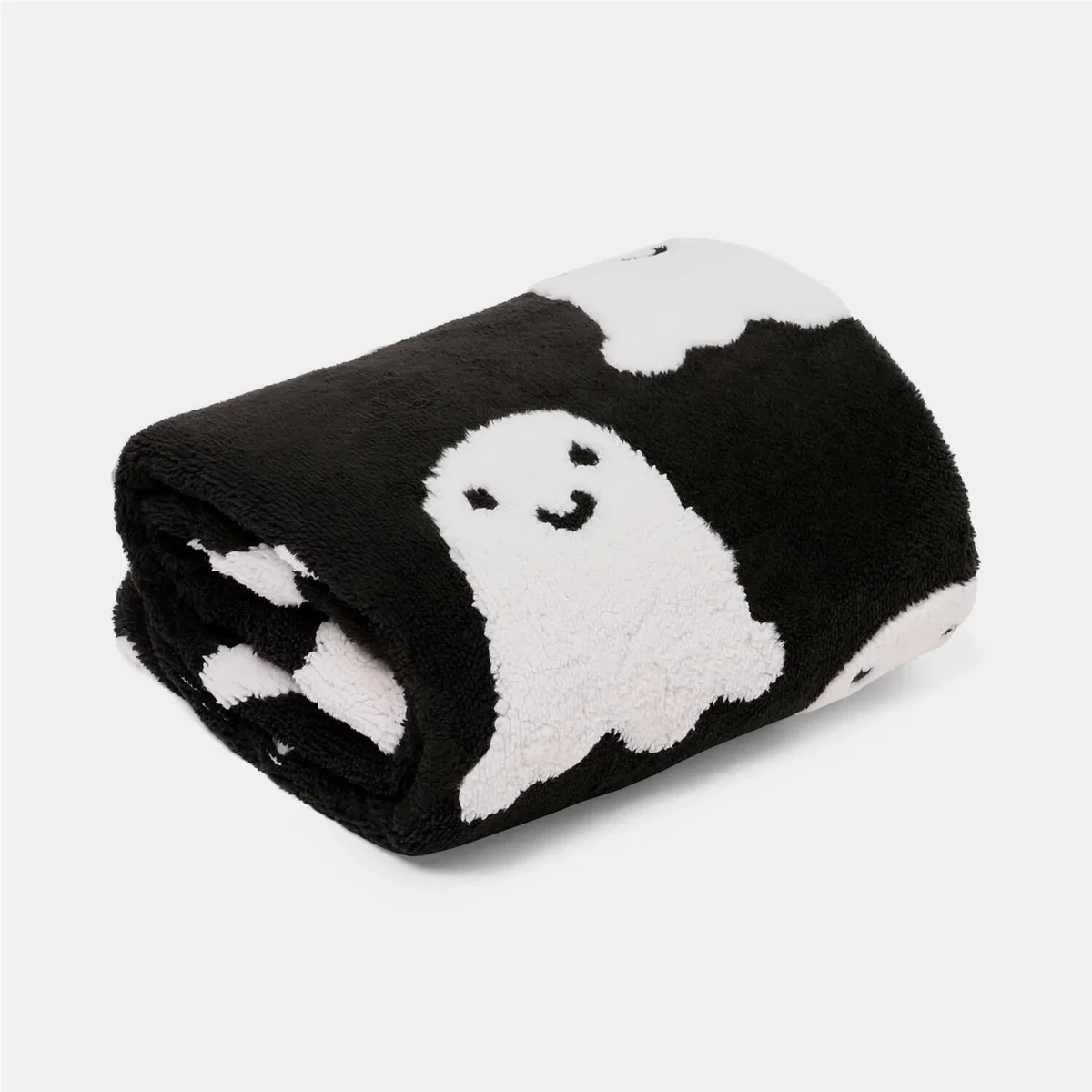 OHS Tufted Ghost Fleece Throw - Black – image 4
