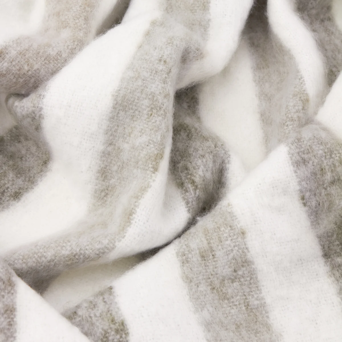 Beechwood 100% Cotton Woven Stripe Throw - Camellia – image 11