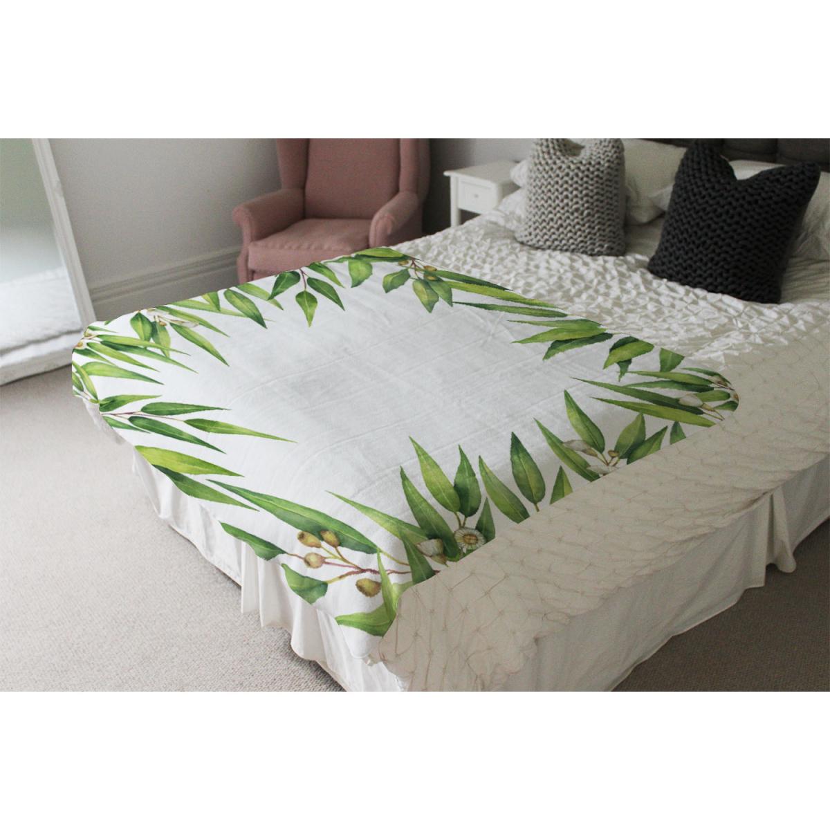 Leaves Border Blanket - Green – image 4