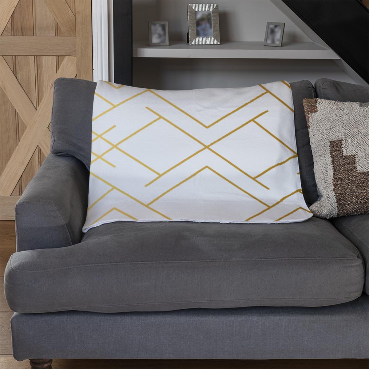 Golden Geo Pattern Blanket - Gold – image 3