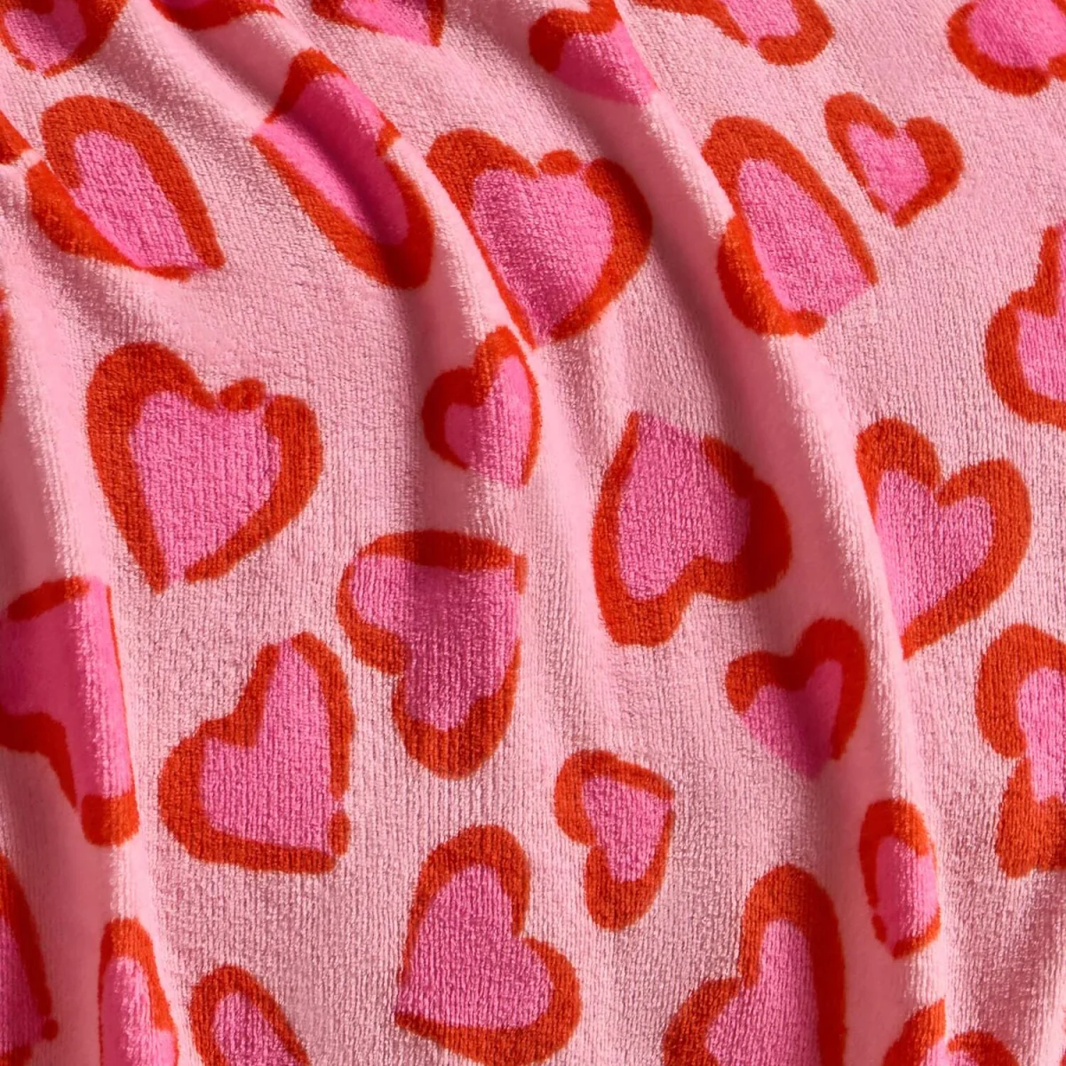 OHS Heart Leopard Print Fleece Throw - Pink/Red – image 2