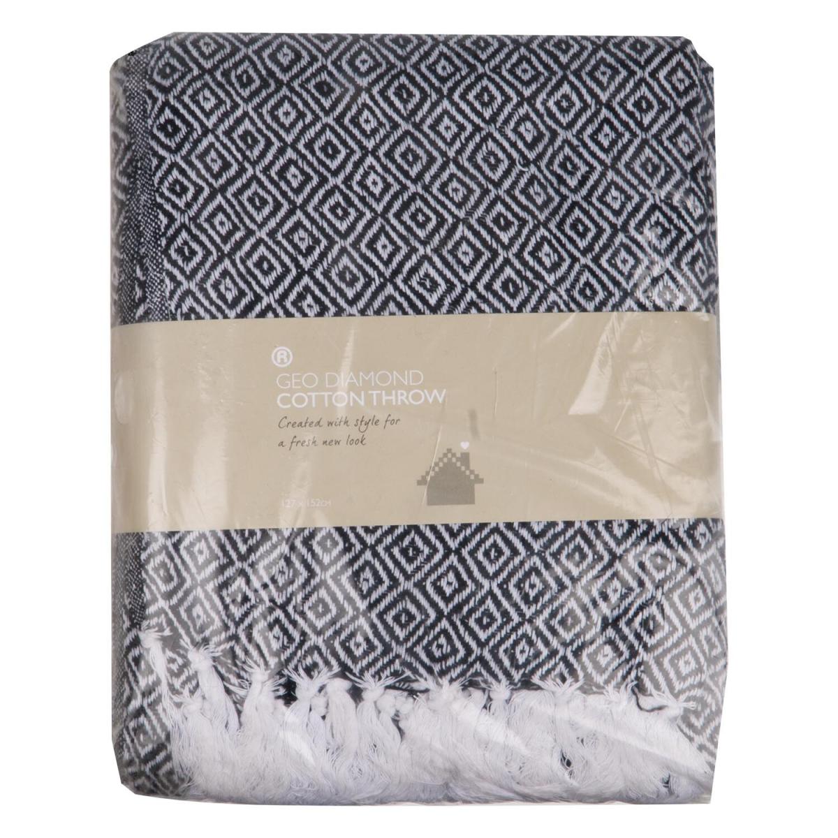 Geo Diamond Cotton Throw – image 2