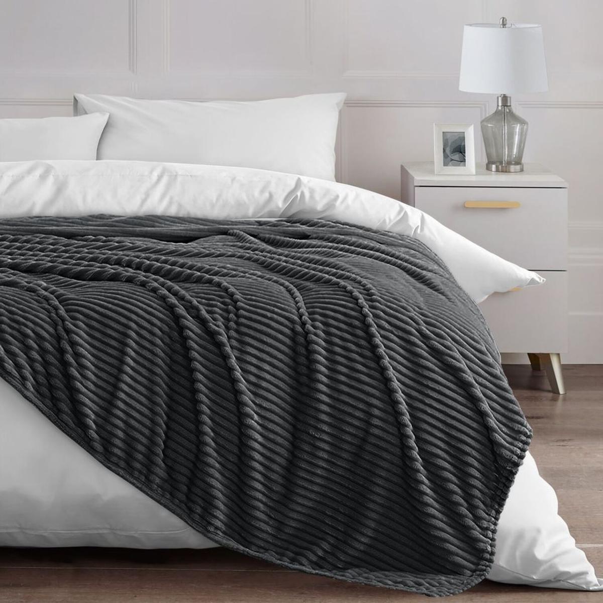 Thermal Supersoft Snug Cord Throw Blanket - Charcoal / 127x152 – image 3