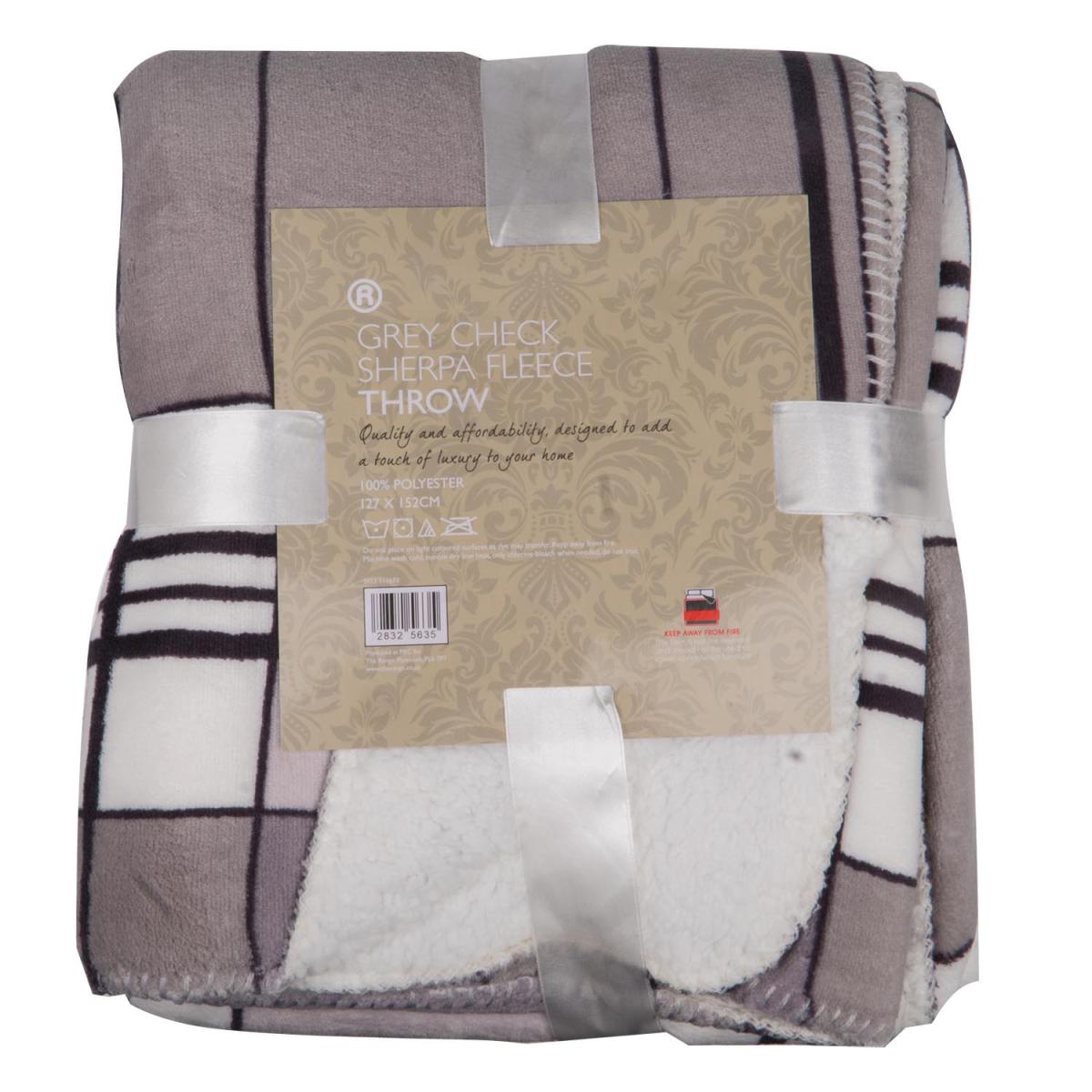 Check Fleece With Sherpa Throw – image 3