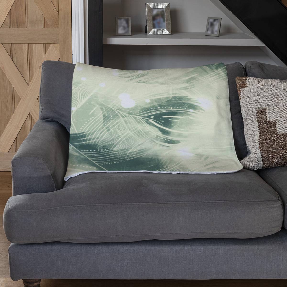 Feathers Fantastic Birds With Decorative Ornaments Blanket - Green – image 3