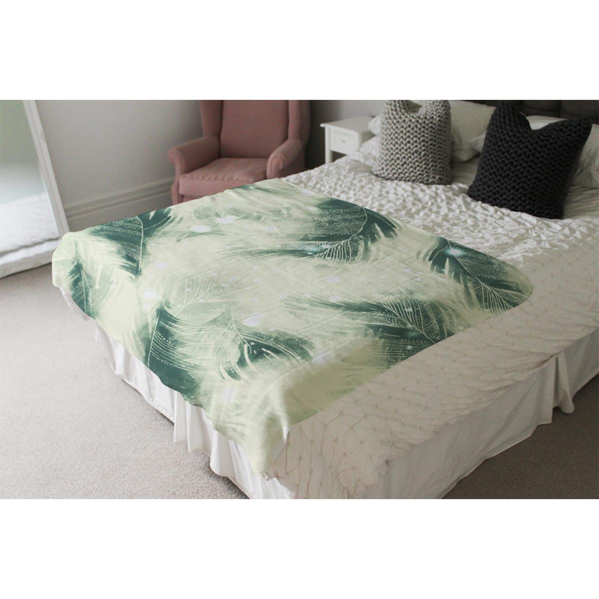 Feathers Fantastic Birds With Decorative Ornaments Blanket - Green – image 4