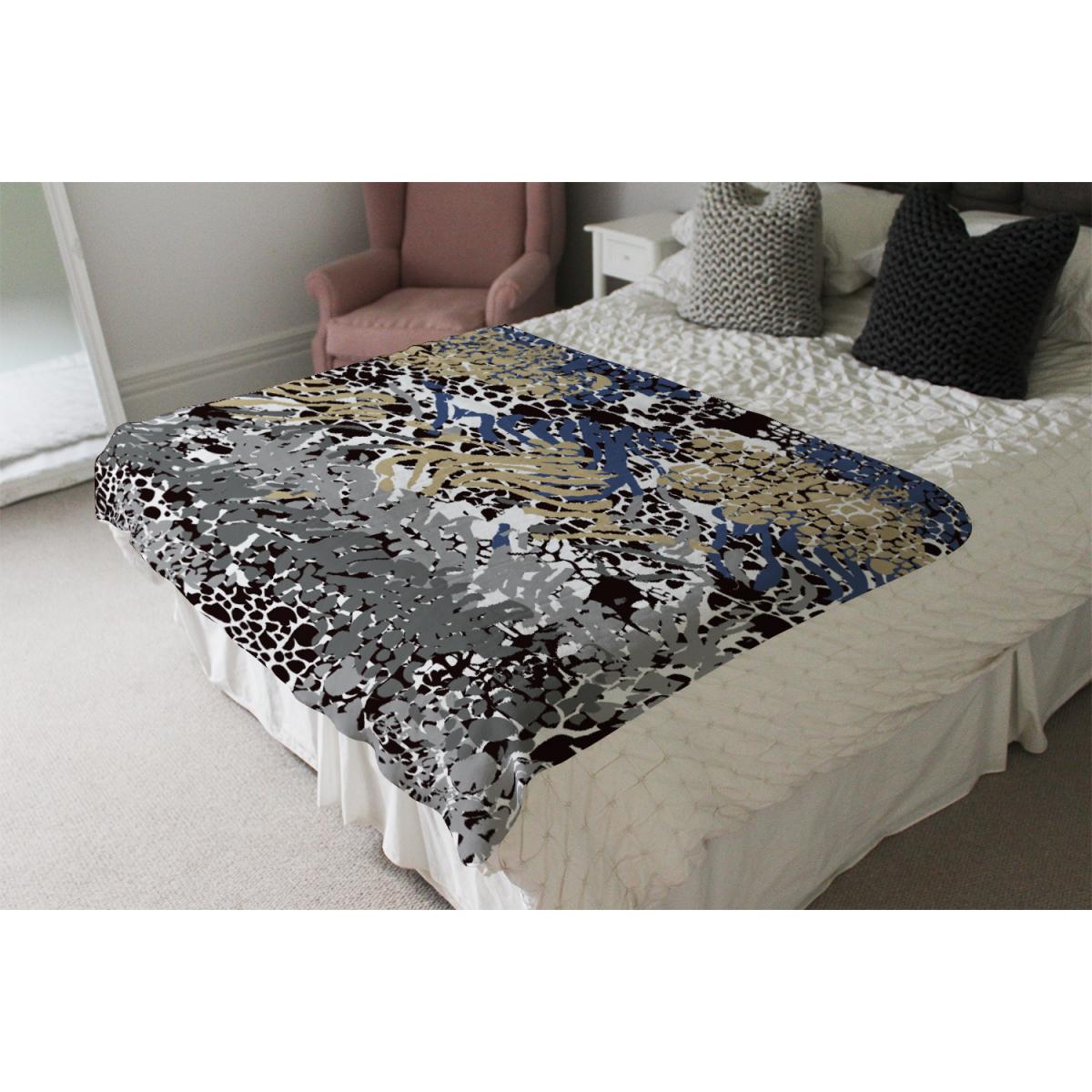 Mixed Animal Print Blanket - Blue – image 4