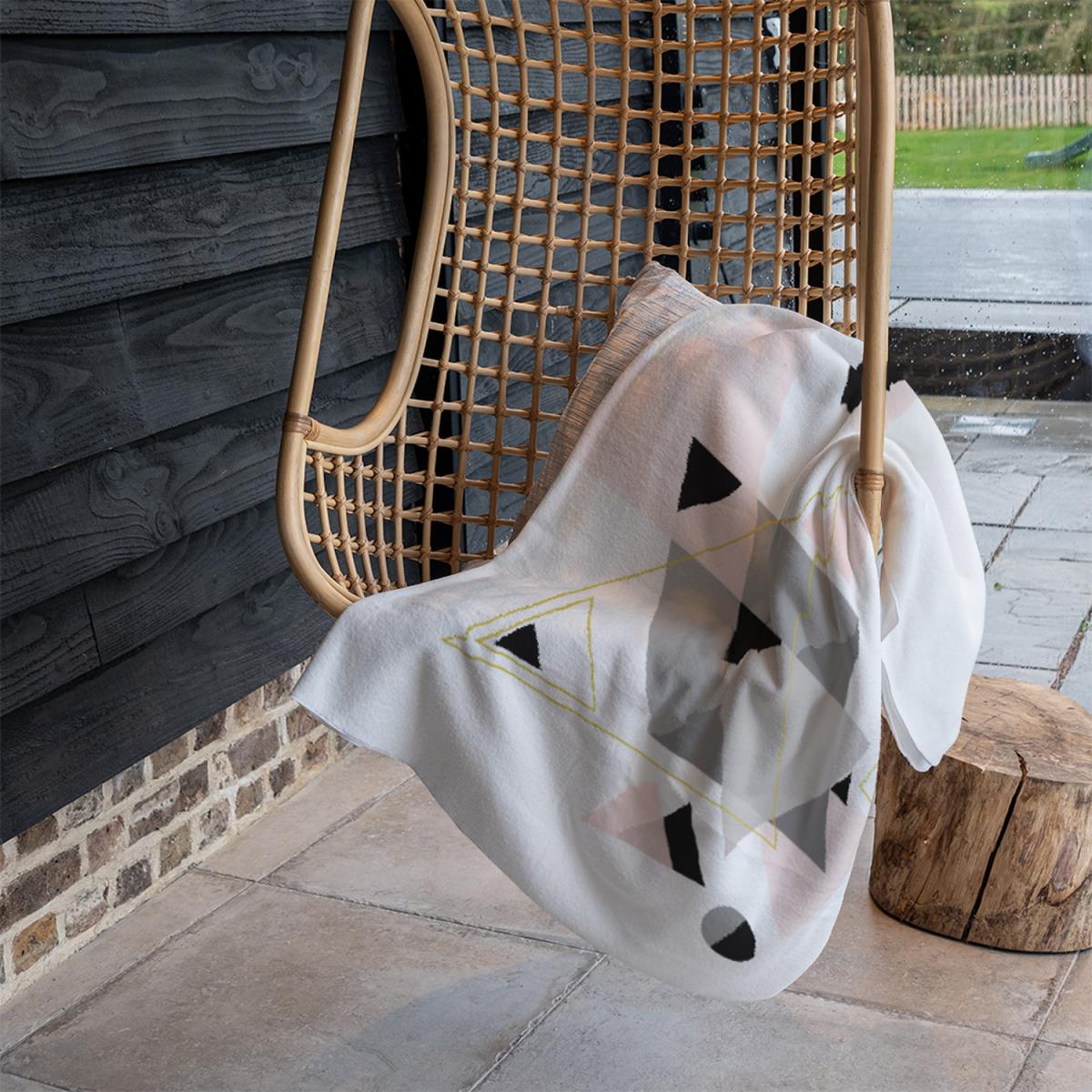 Pink Grey Geometric Triangles Blanket - Pink – image 1