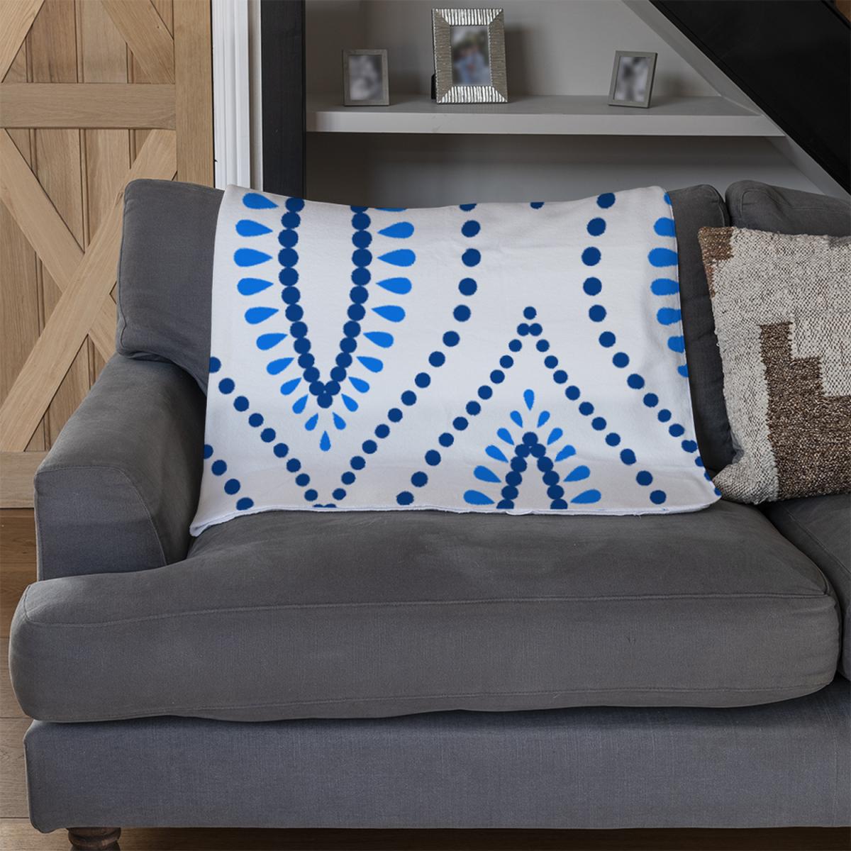 Boho Intricate Ogee Blanket - Blue – image 3
