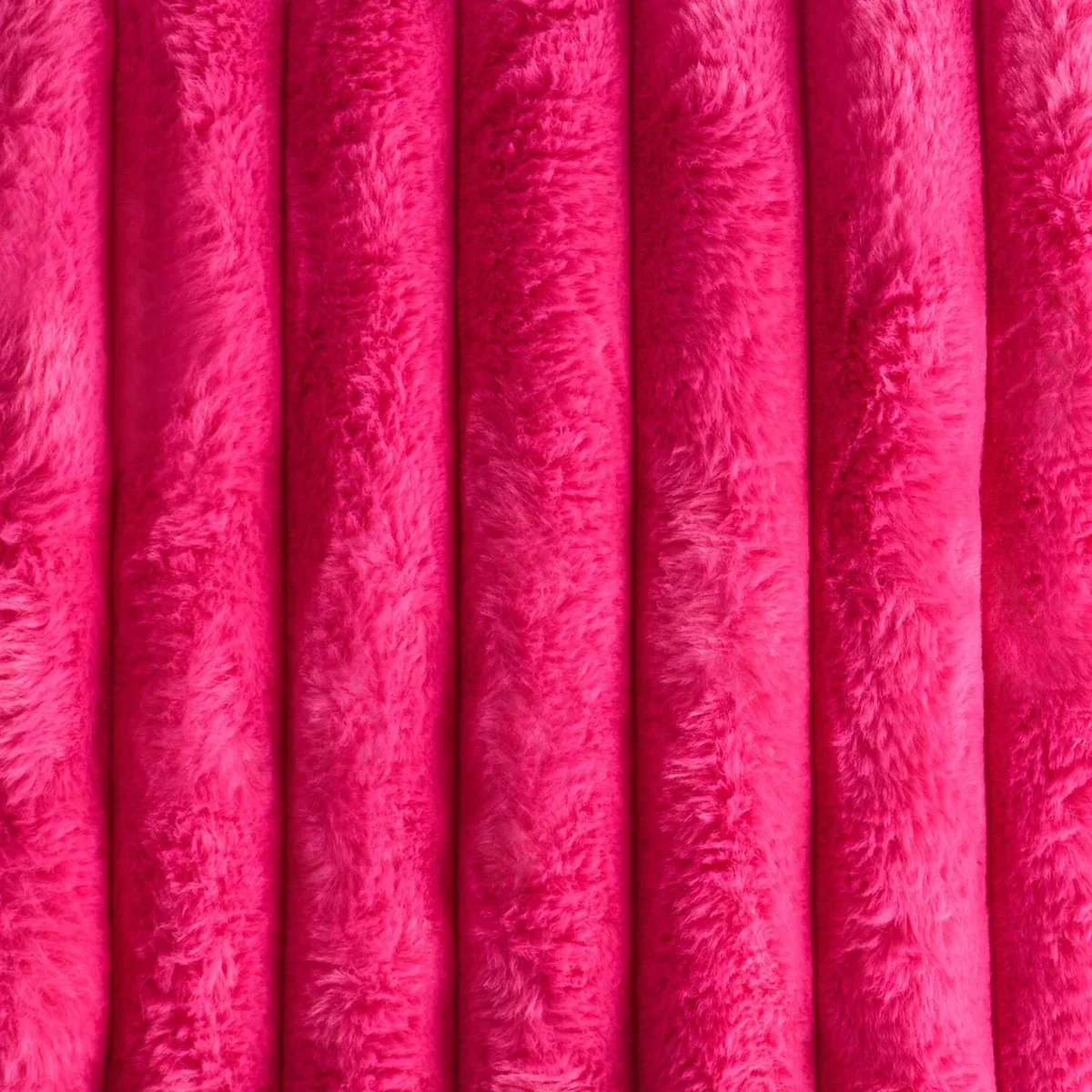 OHS Jumbo Faux Fur Ribbed Throw - Hot Pink – image 5