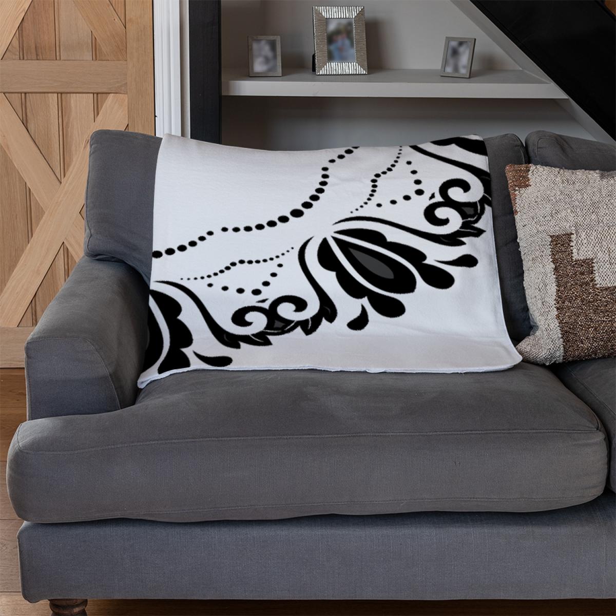 Decorative Floral Element Blanket - Black – image 3